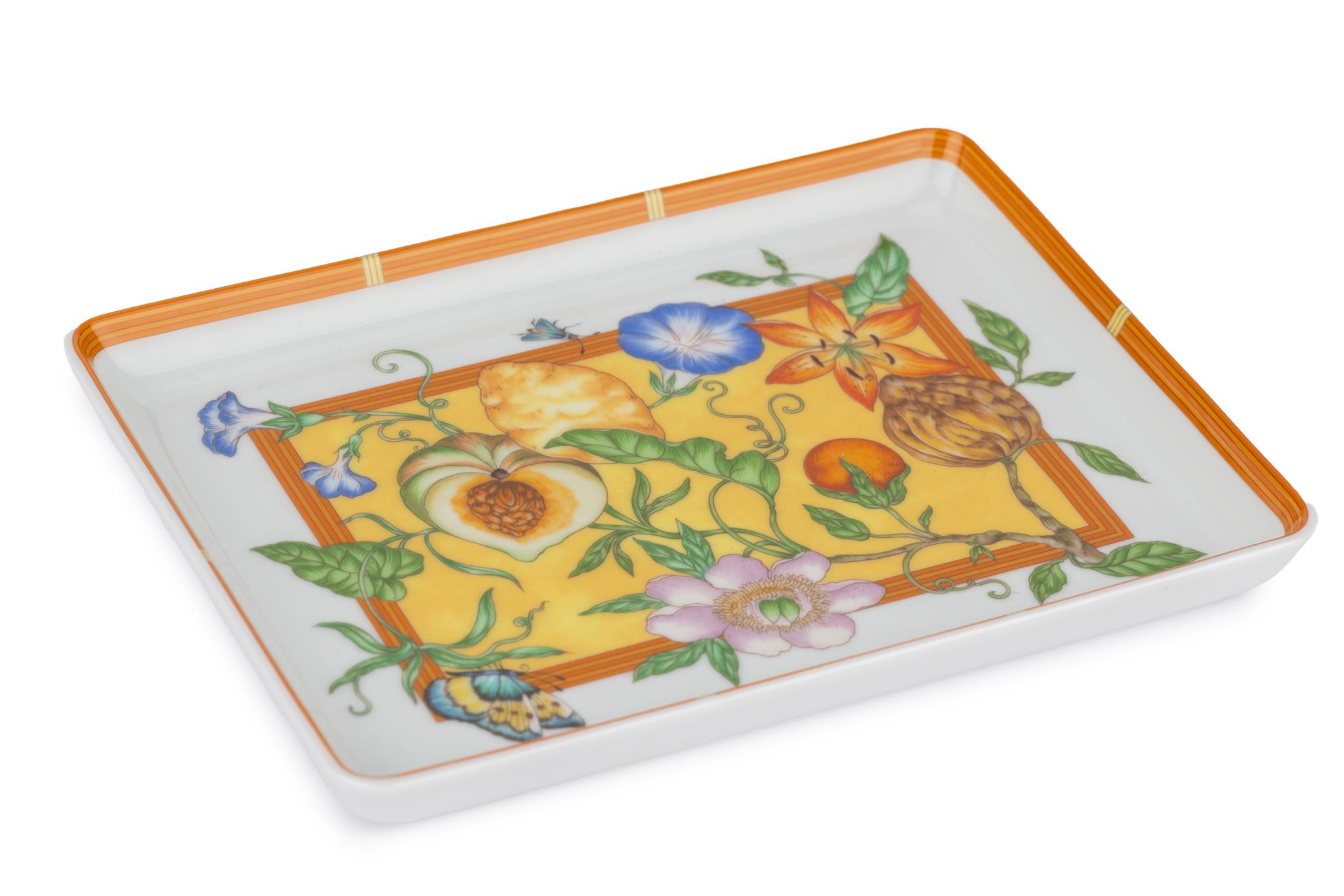 Hermès La Siesta Teller mit Schachtel (Orange) im Angebot