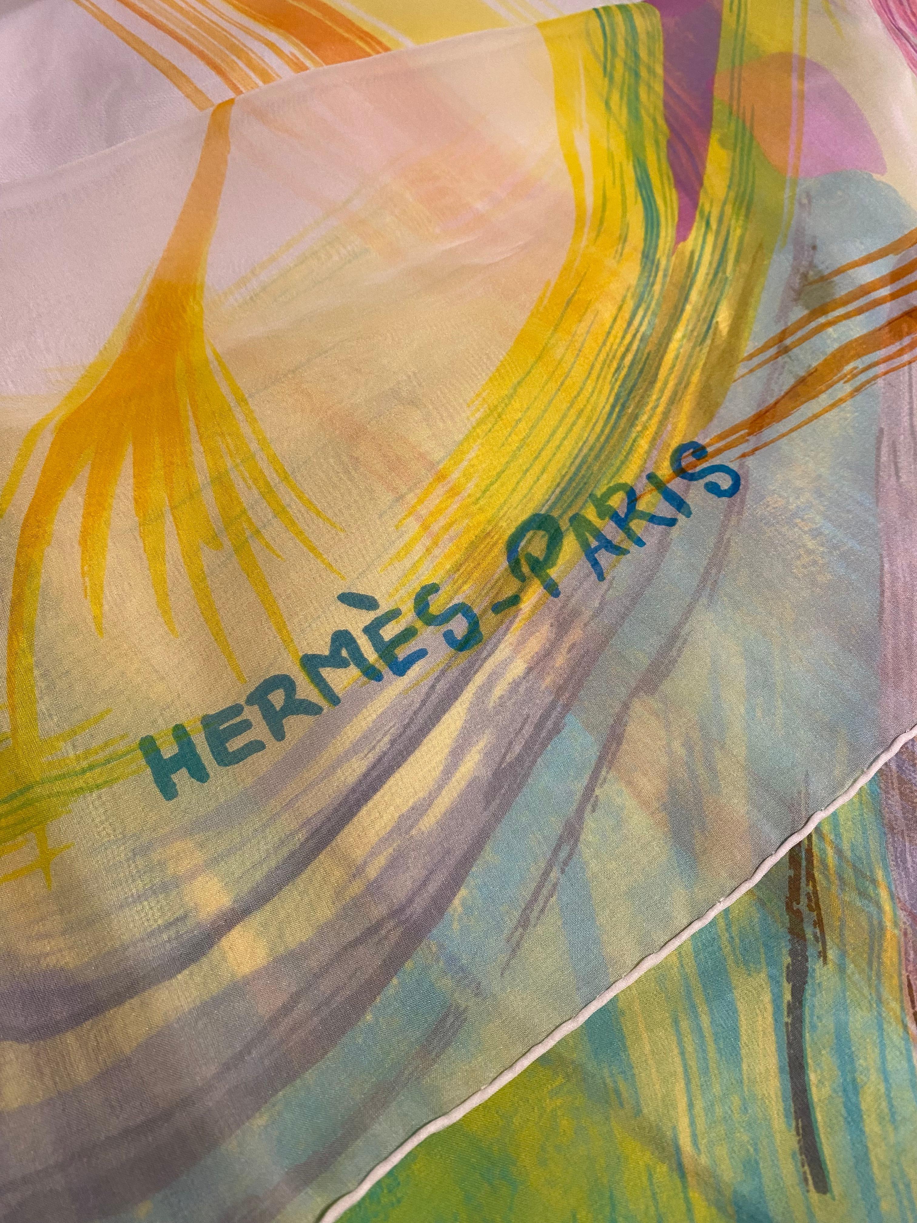 Hermes La Tour Eiffel S'envole Chiffon Silk Shawl 135cm In condizioni ottime in vendita a Glasgow, GB