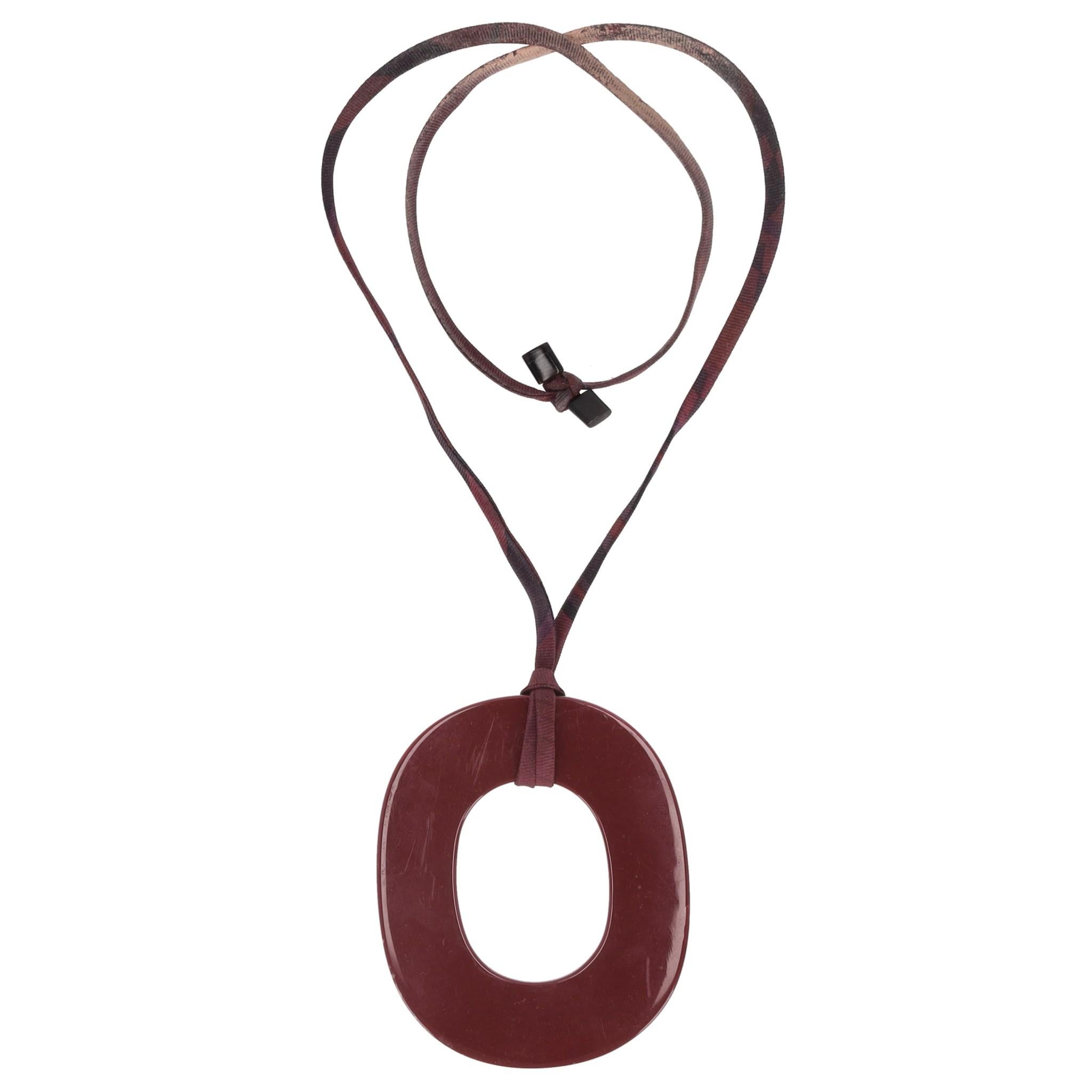 Hermes Lacquered Buffalo Horn Isthme Pendant Necklace In Good Condition For Sale In London, GB