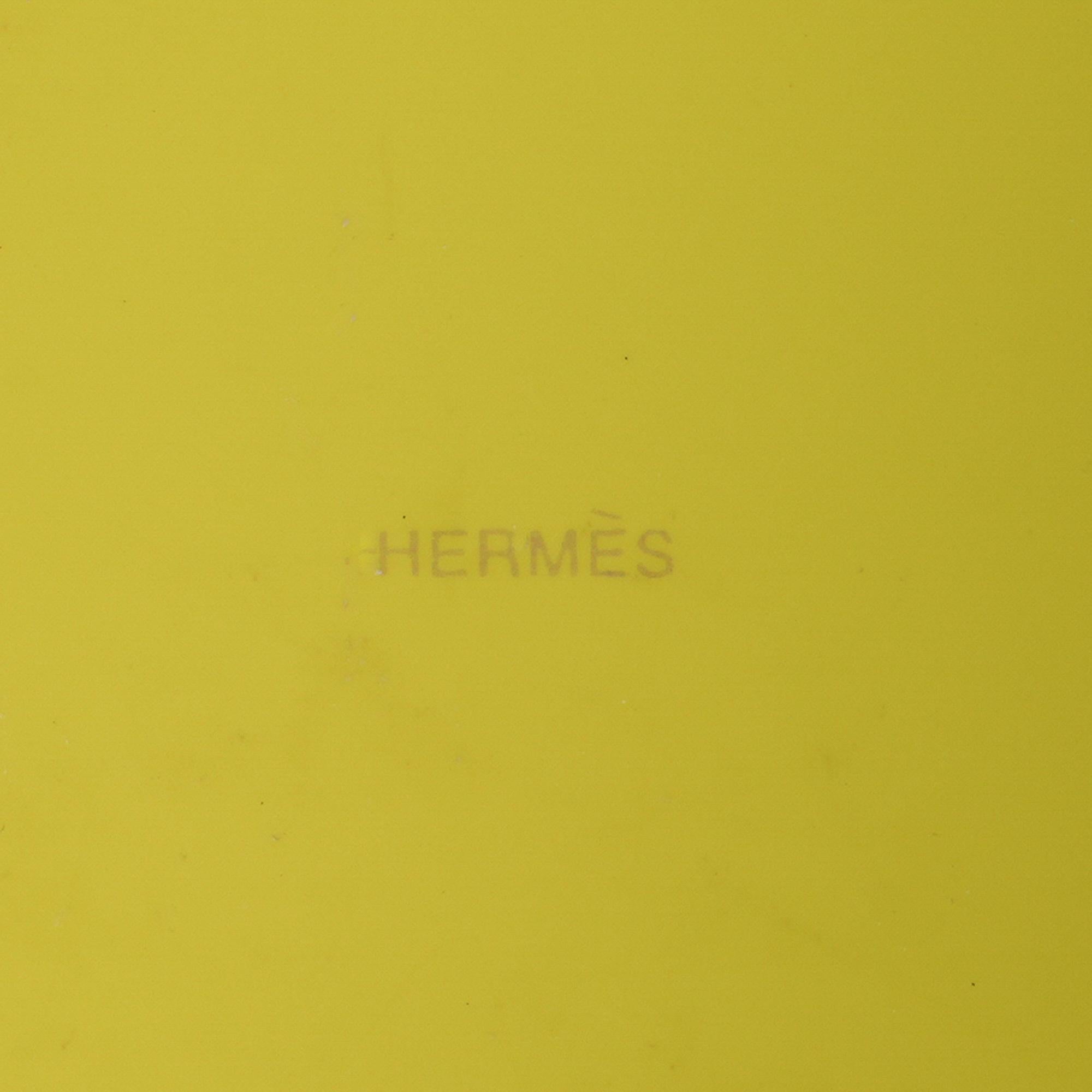 Hermes Lacquered Wood Chamonix Chakor Plateaux GM Lime New w/ Box For Sale 1