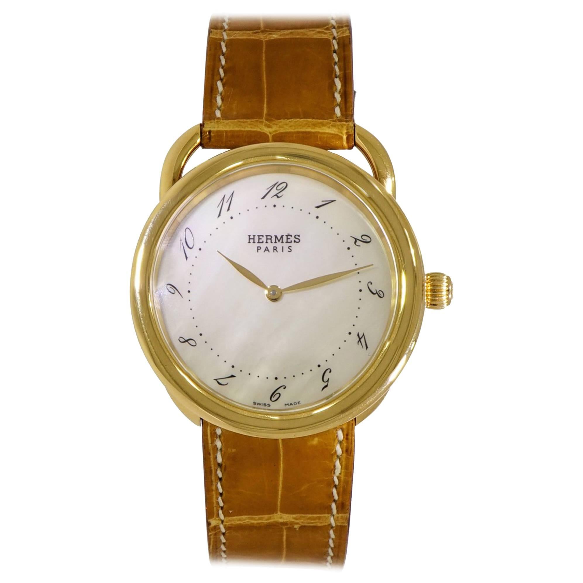 Hermes Ladies Yellow Gold Arceau quartz Wristwatch