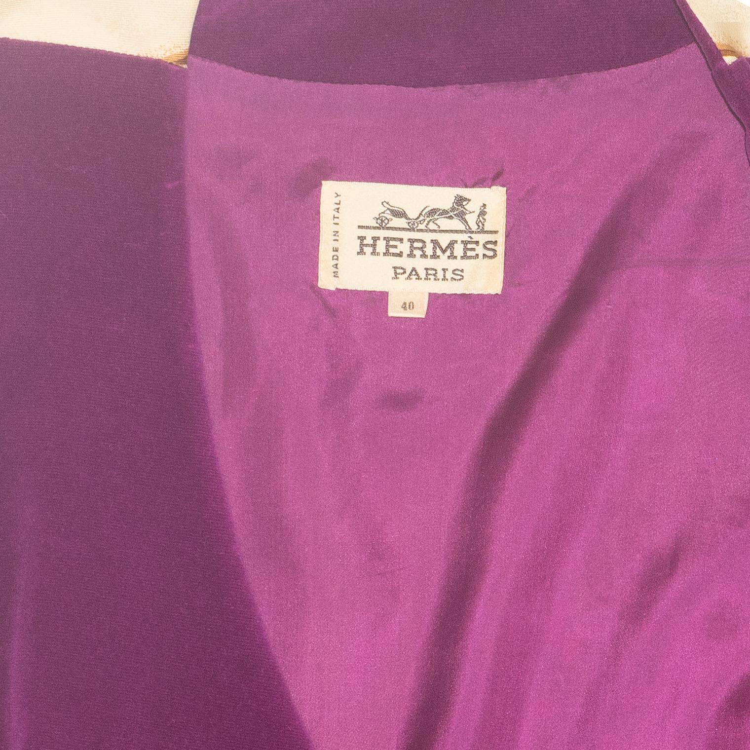 Hermes Lady Vest - 5 Buttons Charreada Red Violet - Excellent Condition! In New Condition For Sale In Ottawa, CA