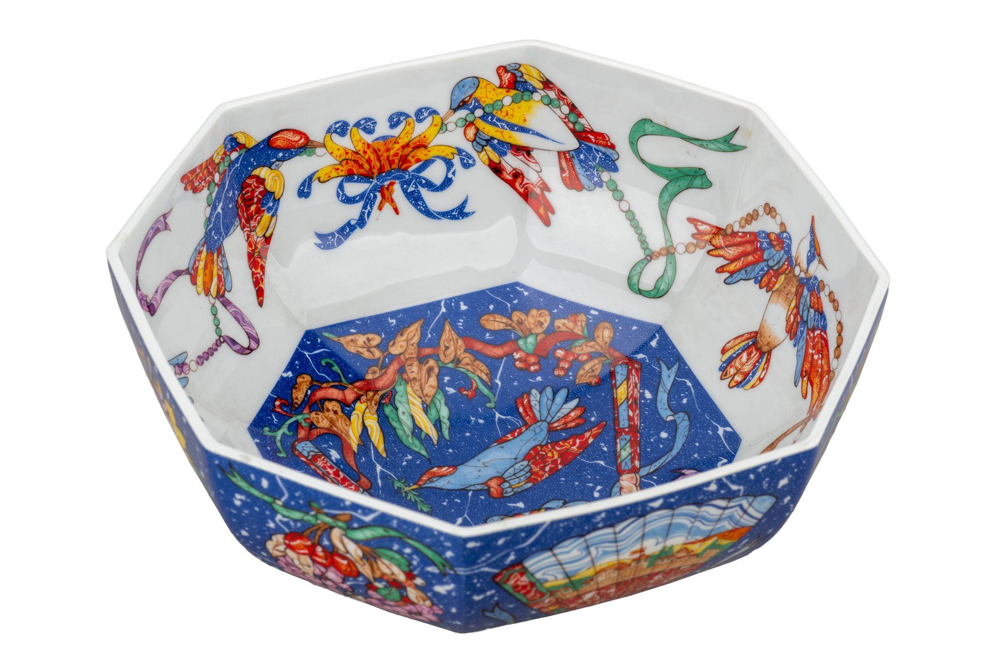 Hermes Large Blue Birds Porcelain Bowl In Excellent Condition In West Hollywood, CA