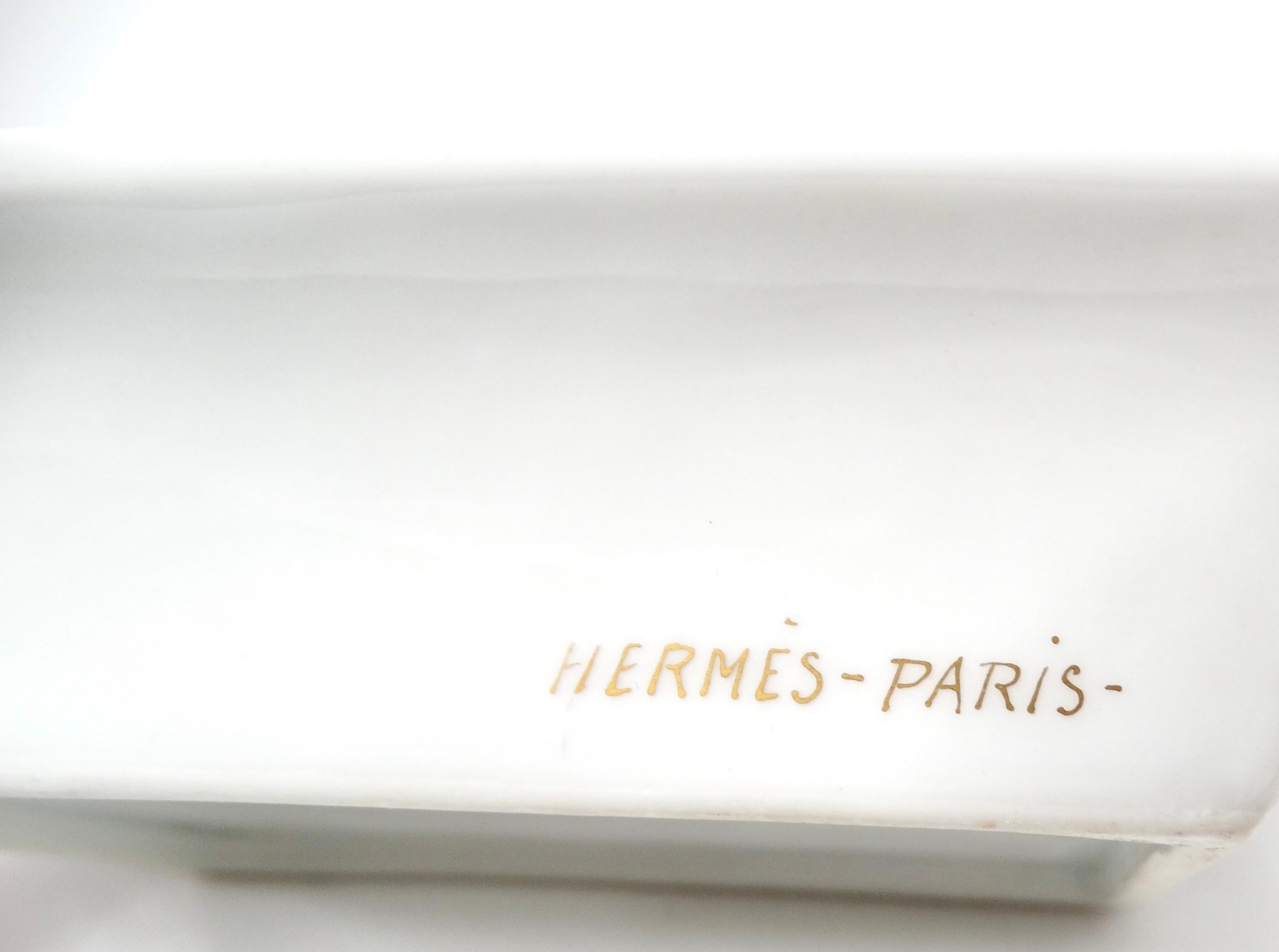 Hermes Große Porzellan Französisch Militär Hut Motiv Aschenbecher im Angebot 2