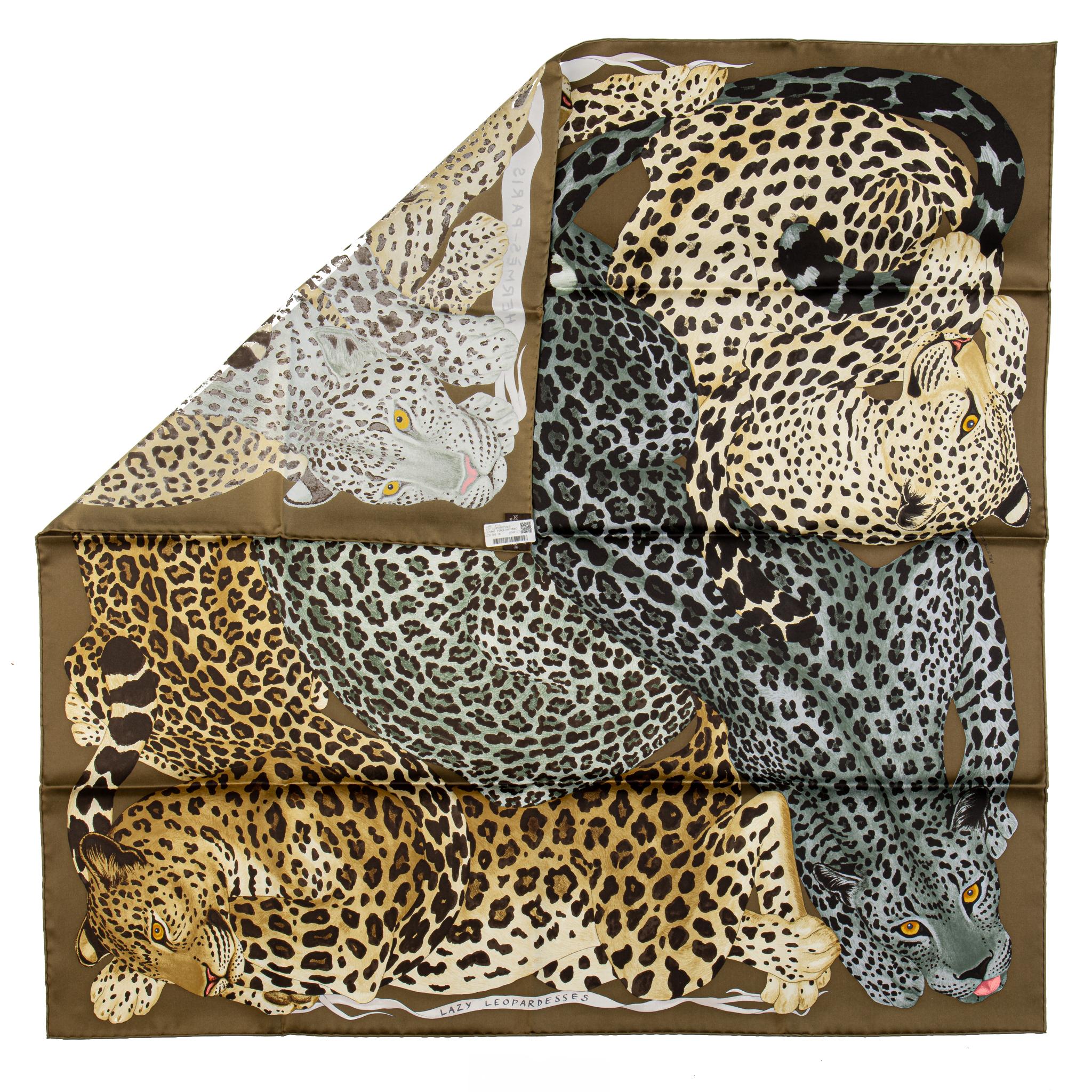 Hermès Lazy Leopardess Seidenschal Bronze (Braun) im Angebot