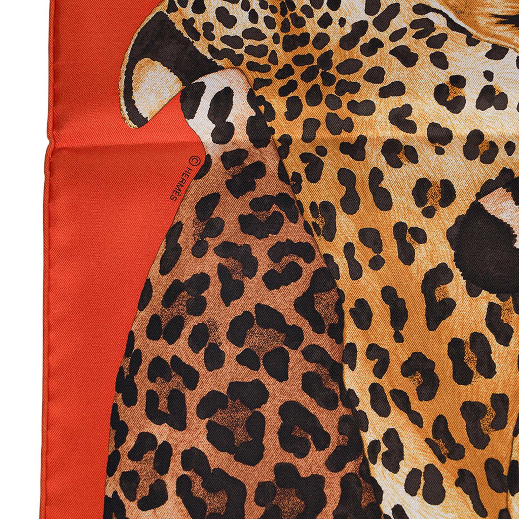 Hermes Lazy Leopardesses Potiron / Brun / Miel Scarf 90 For Sale 6