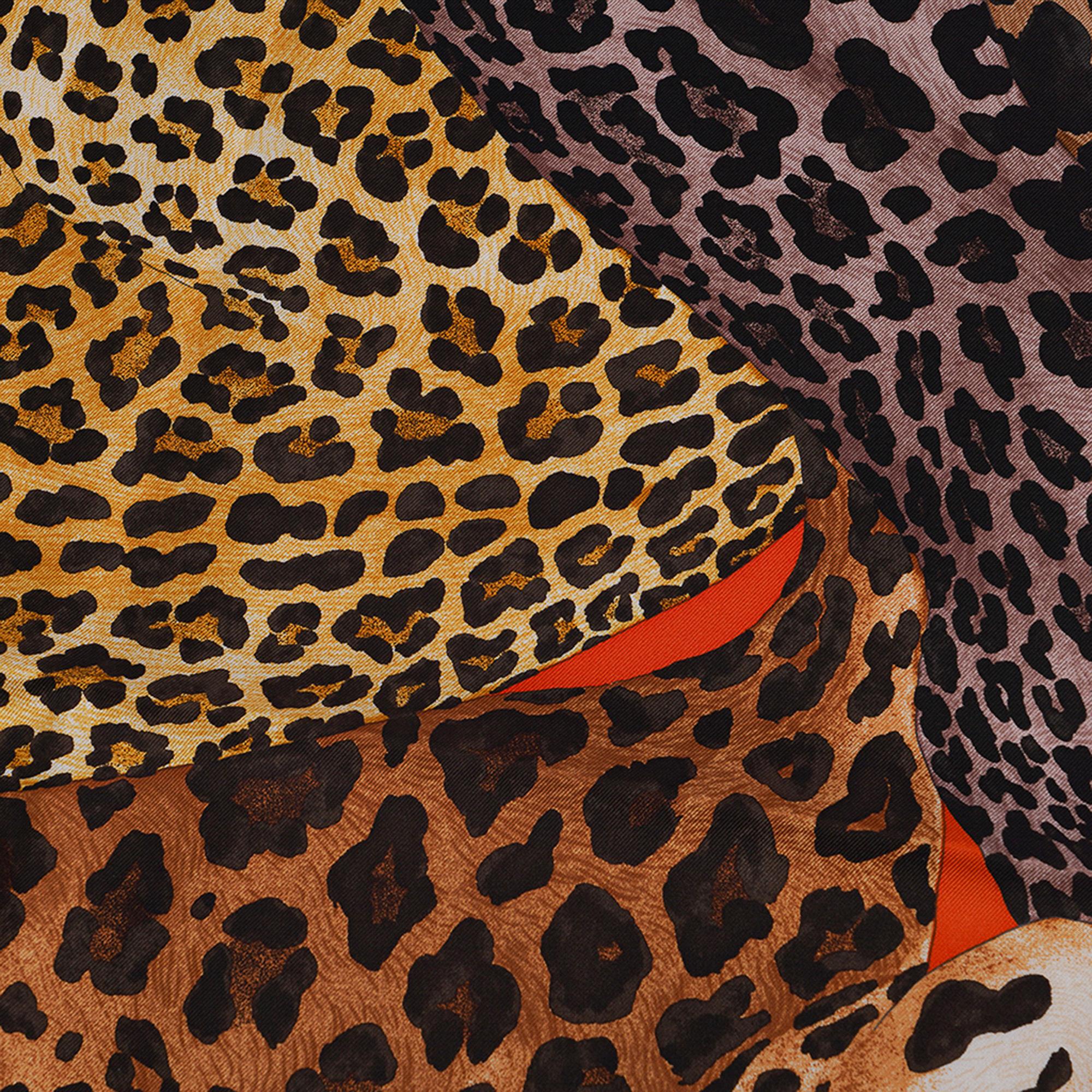 Hermes Lazy Leopardesses Potiron / Brun / Miel Scarf 90 For Sale 1