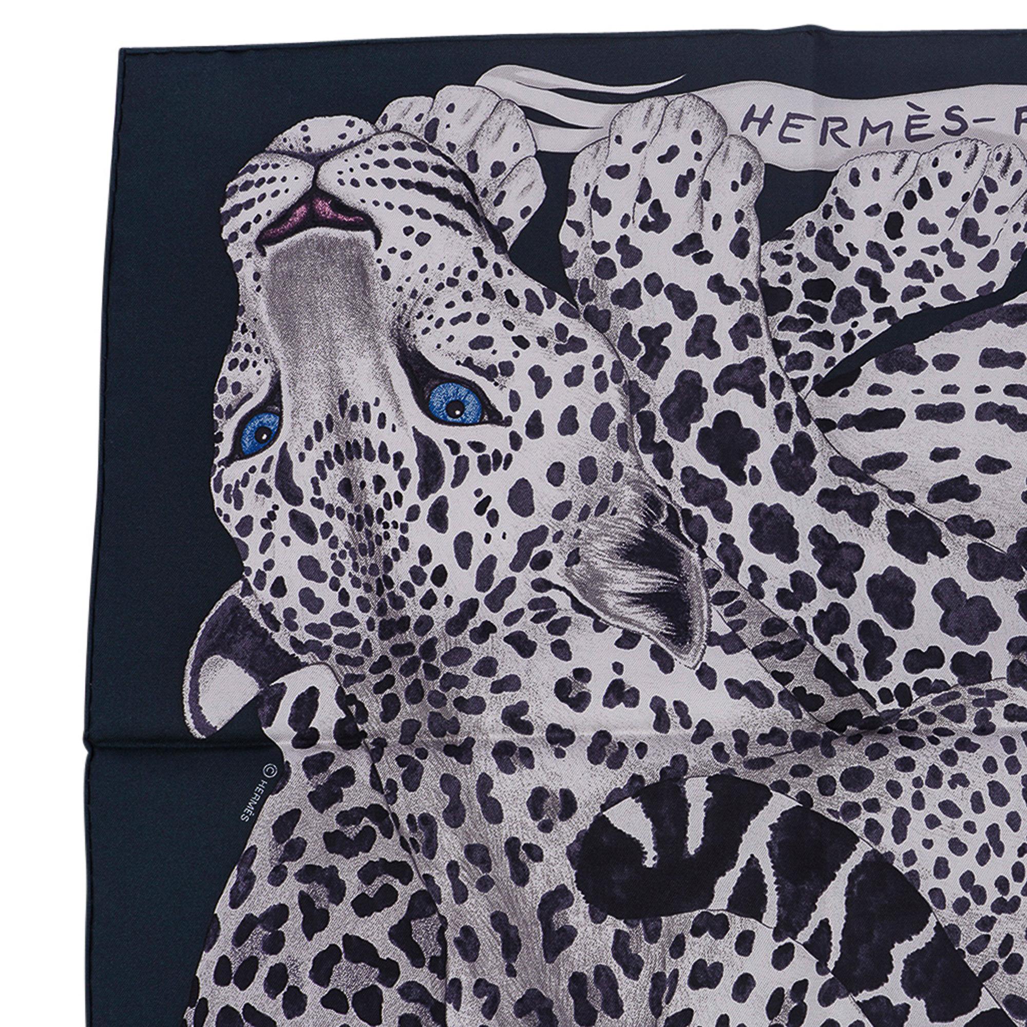Hermes Lazy Leopardesses Scarf Vert Noir/ Gris Silk 90 New w/Box For Sale 6