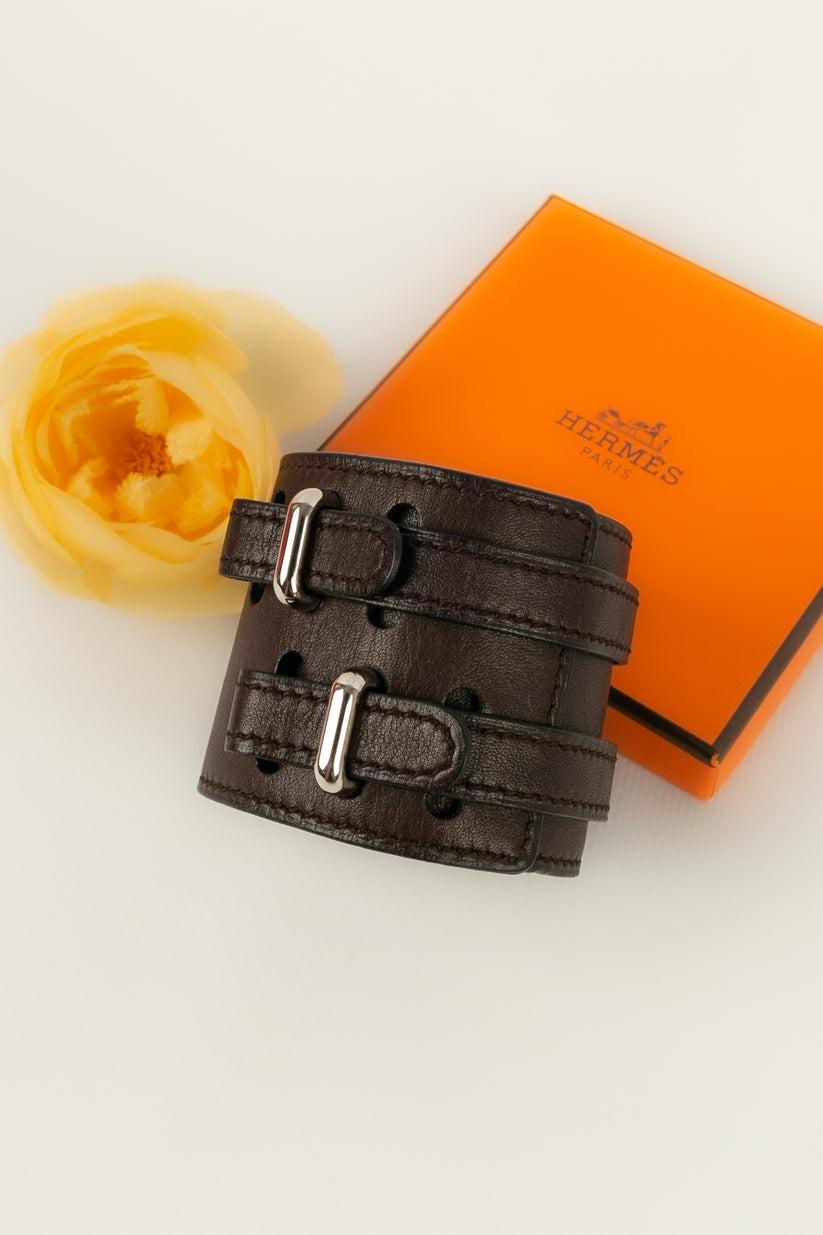 Hermès Leather Bracelet in Dark Brown Leather For Sale 4