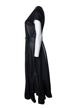 Hermes, abito in pelle con cintura