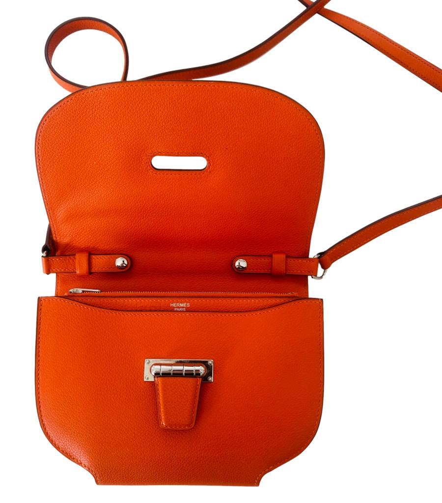 Hermes Leather Mini Convoyeur Crossbody Bag In Excellent Condition For Sale In London, GB