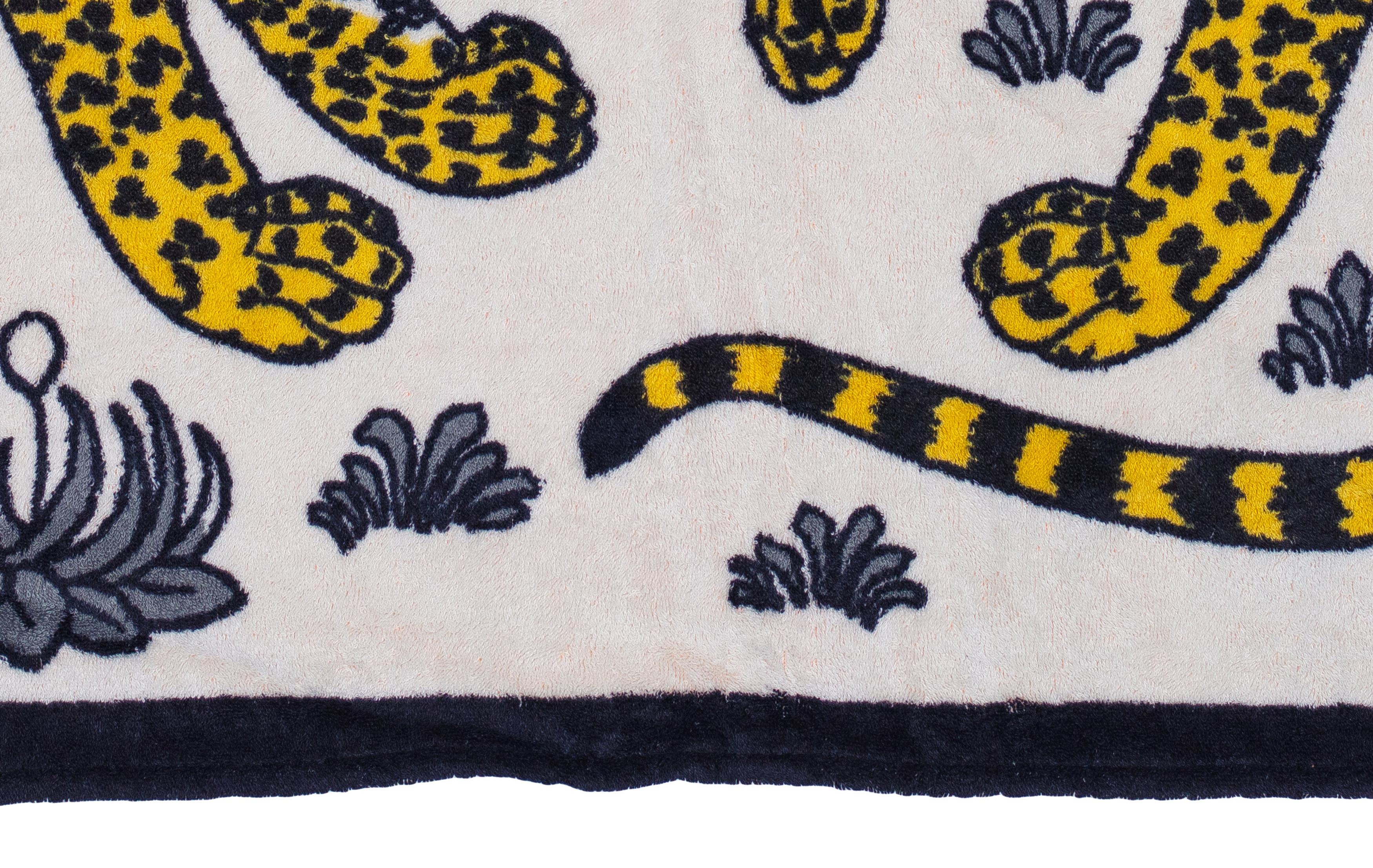Asciugamano da spiaggia Hermes Leopards - Black White Or - 100% Cotone - New Condition in vendita 5
