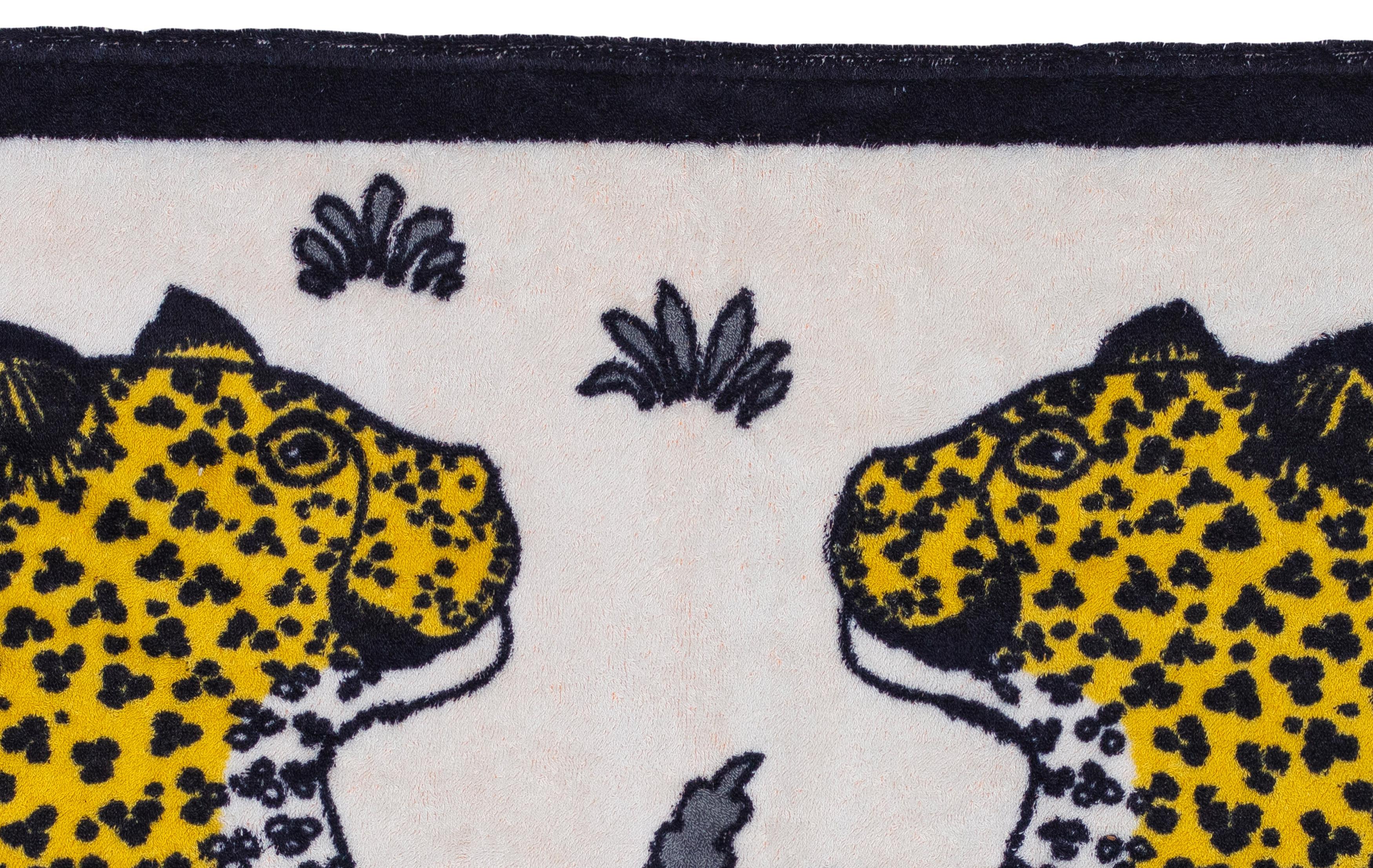 Asciugamano da spiaggia Hermes Leopards - Black White Or - 100% Cotone - New Condition In condizioni Nuovo in vendita a Ottawa, CA