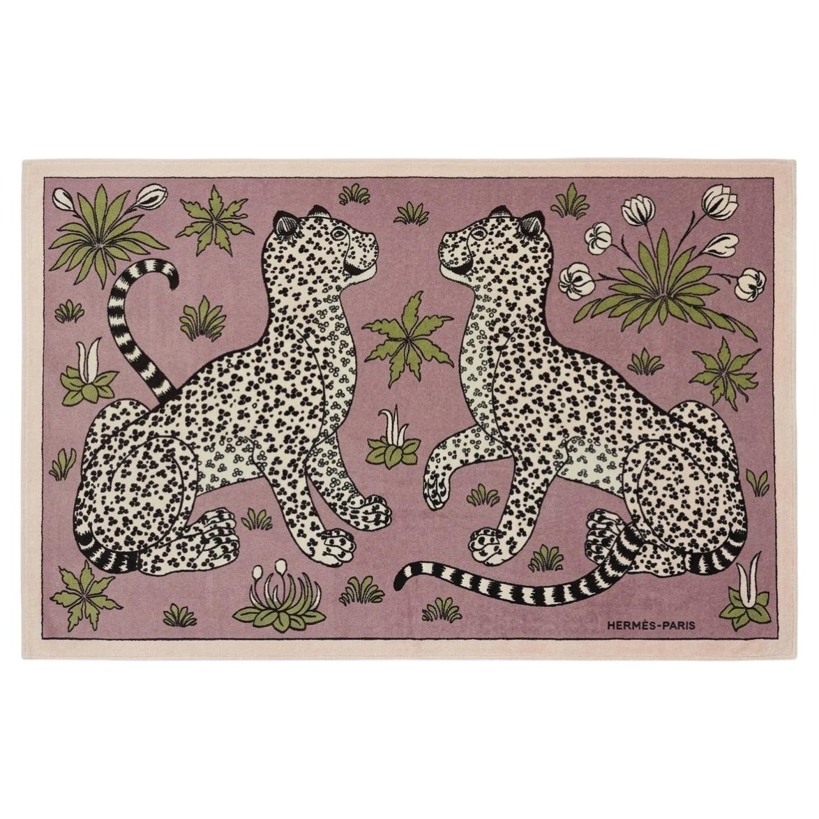 Serviette de plage en éponge « Leopards » d'Hermès en vente