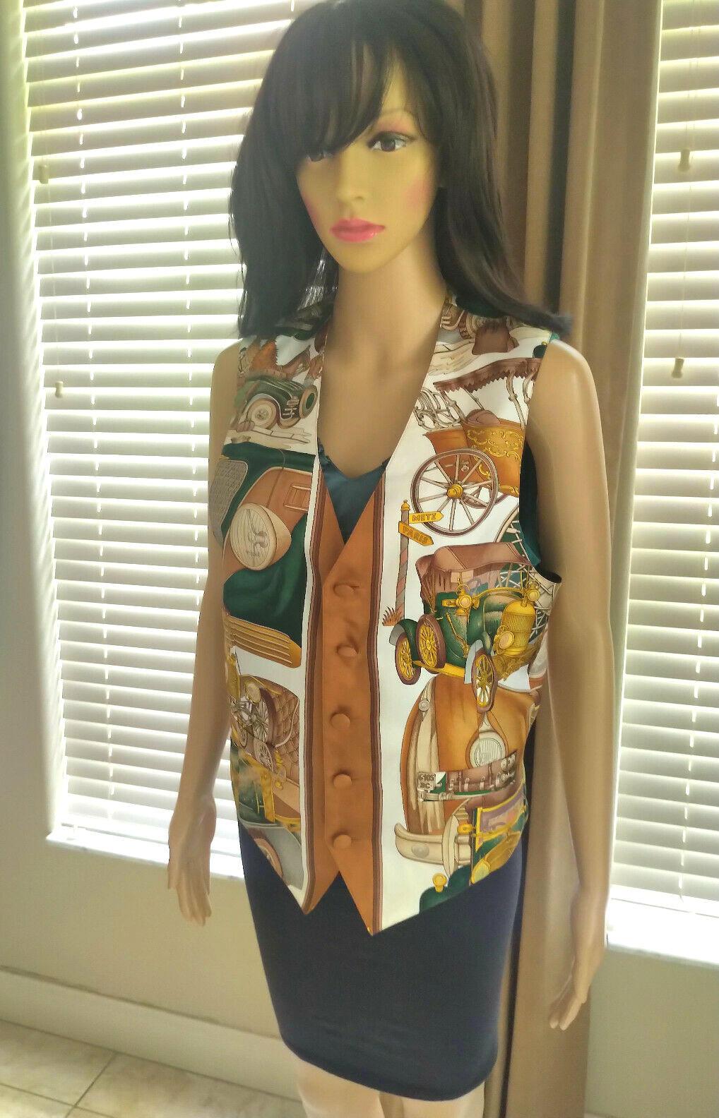 Hermès Les Automobiles Great Gatsby 100% Silk Scarf Print Vest FR 38/ US 4 6 In Excellent Condition For Sale In Ormond Beach, FL