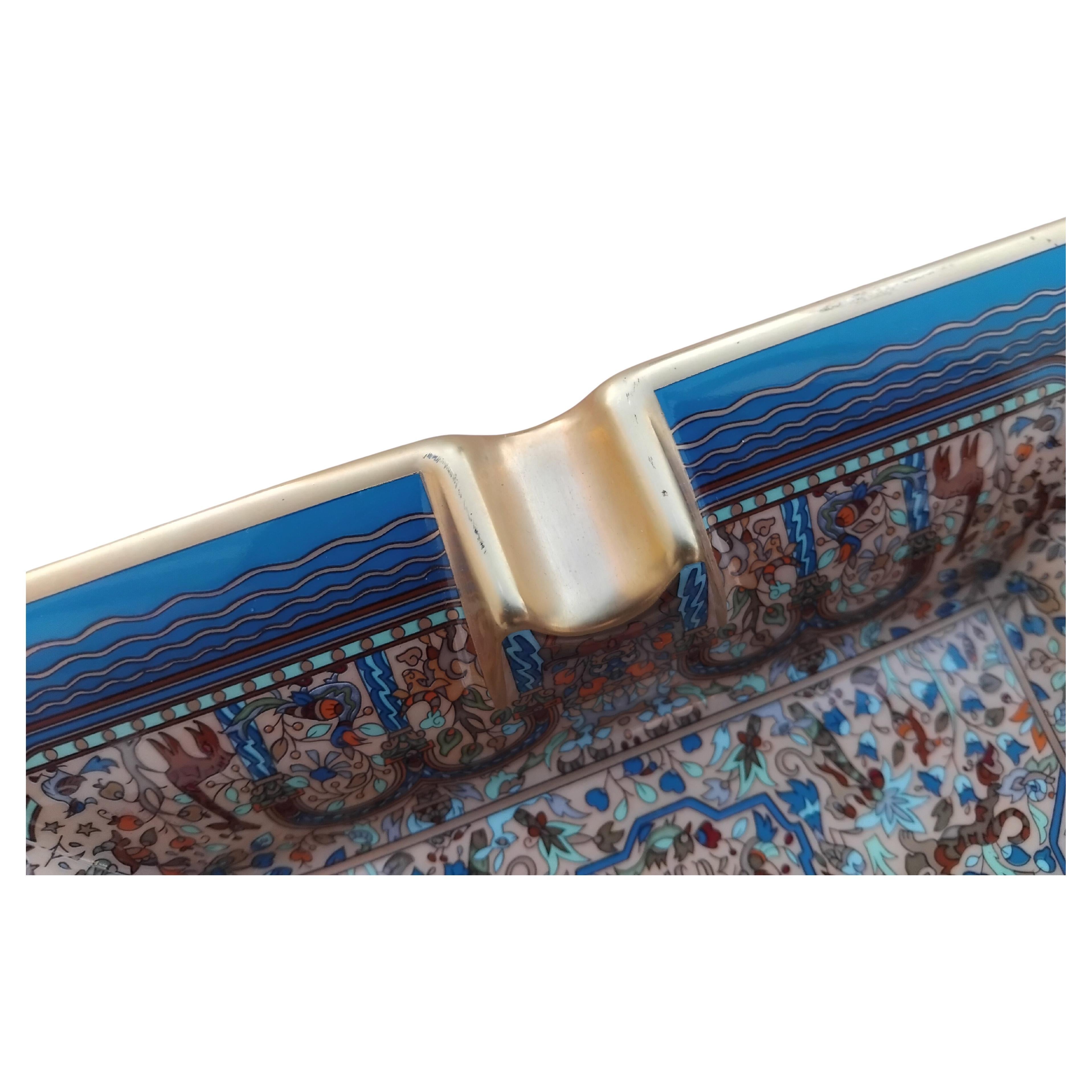 Women's or Men's Hermès Les Jardins d'Arménie Armenia Cigar Ashtray Change Tray Porcelain Gold