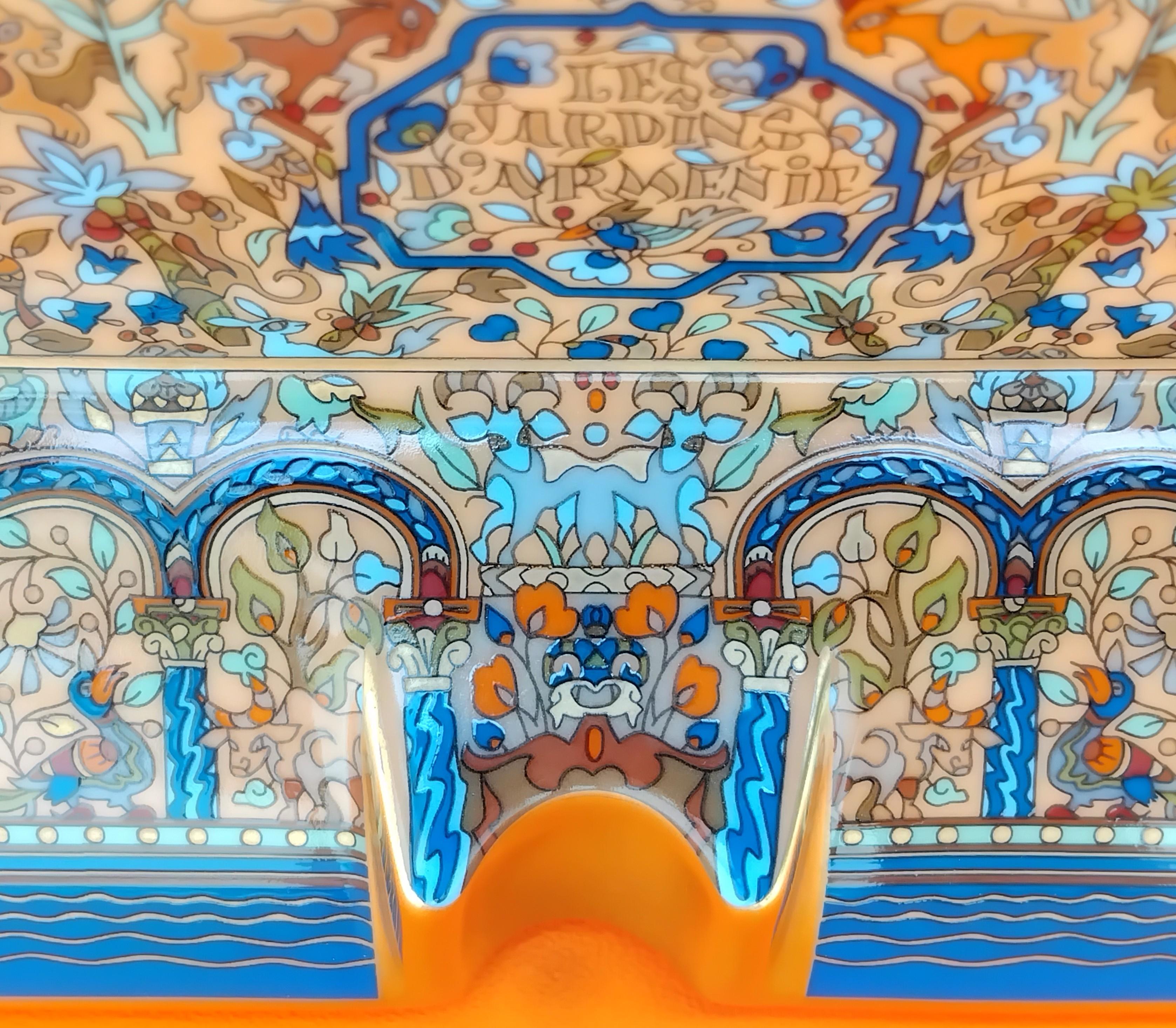 Hermès Les Jardins d'Arménie Cigar Ashtray Cgange Tray Porcelain Gold Armenia For Sale 10