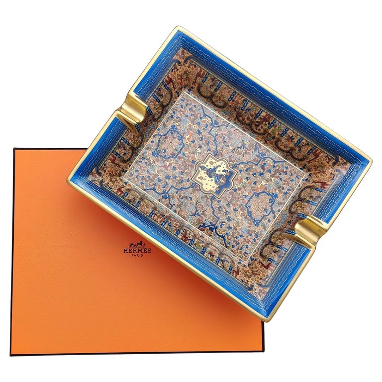 hermes cigarette tray Hermès Les Jardins d'Arménie Cigar Ashtray Cgange Tray Porcelain Gold  Armenia For Sale at 1stDibs