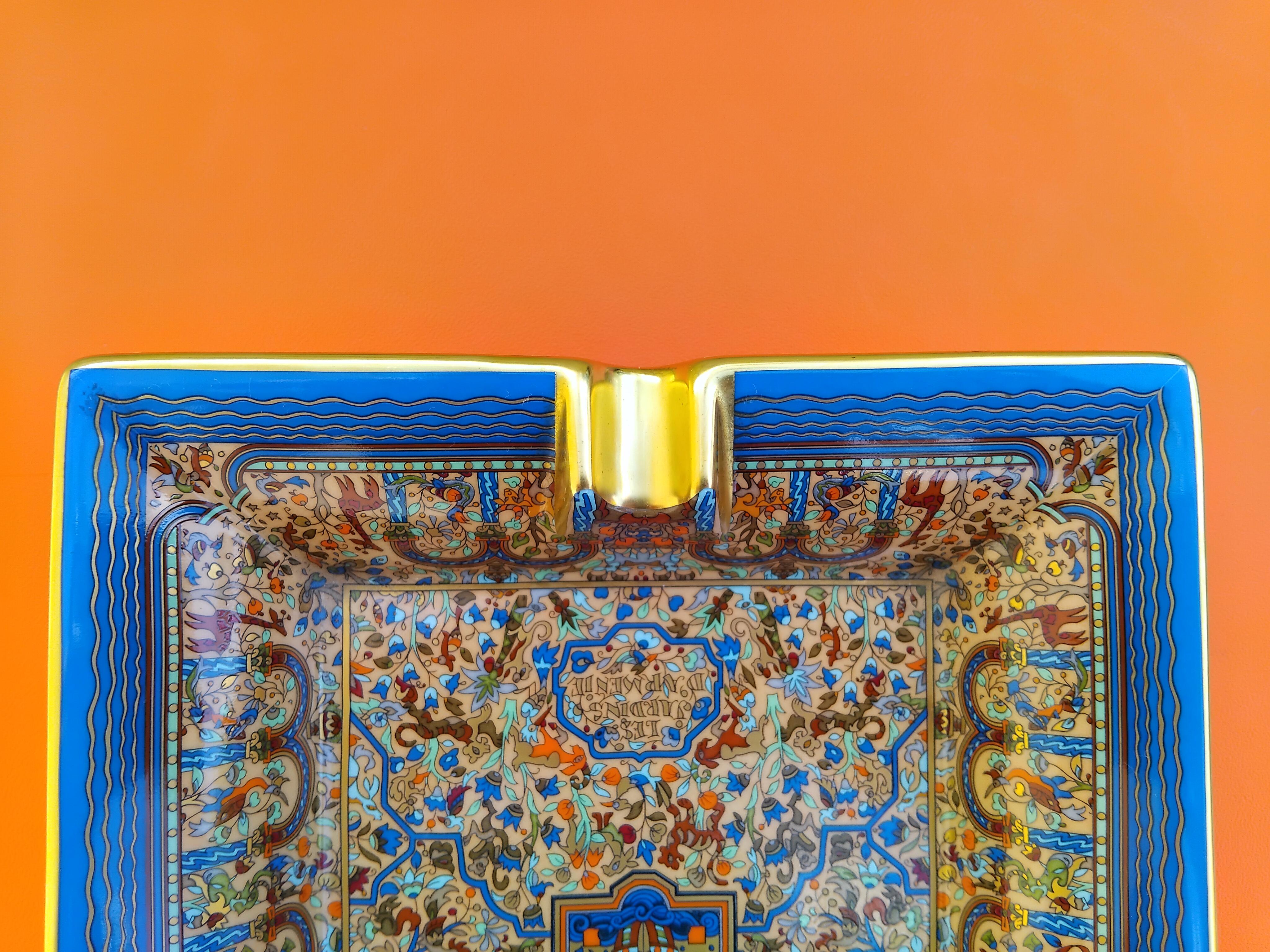 Hermès Les Jardins d'Arménie Porelain Gold Cigar Ashtray Change Tray 6