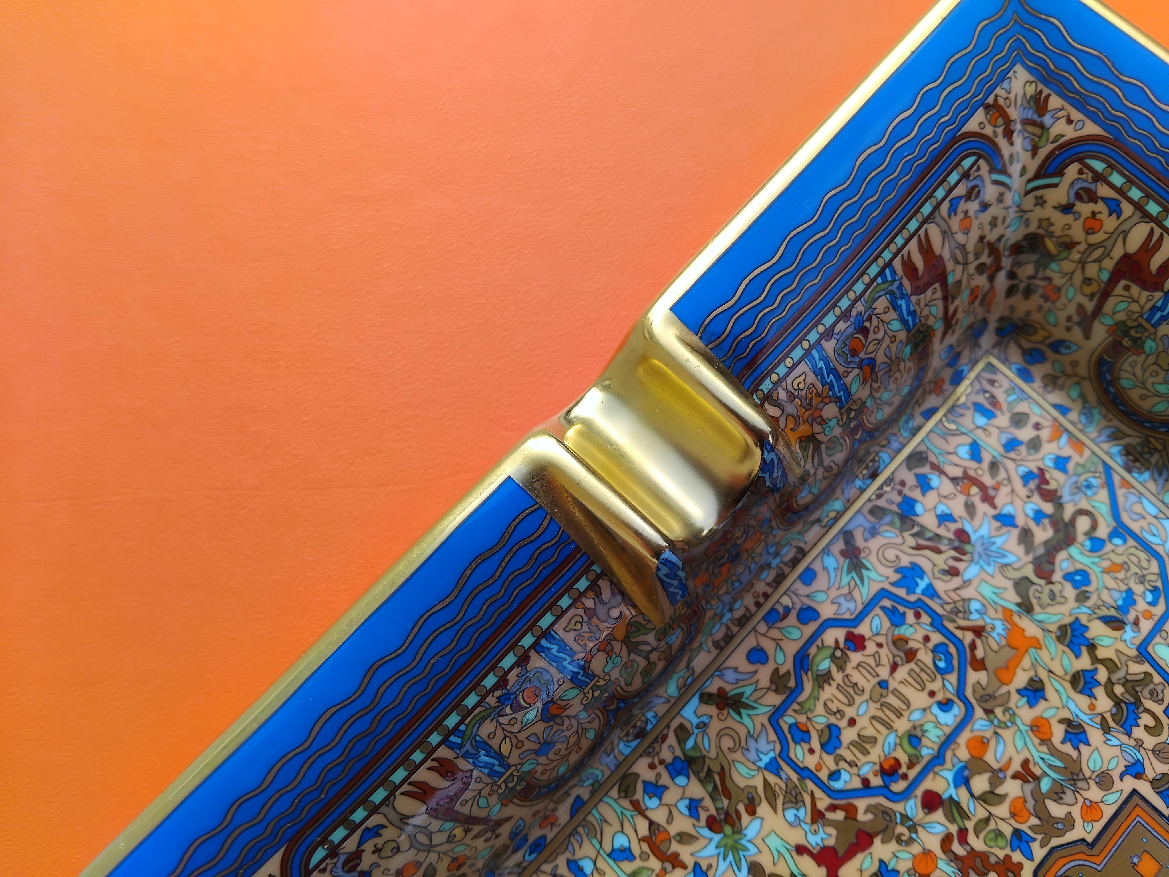 Hermès Les Jardins d'Arménie Porelain Gold Cigar Ashtray Change Tray 12