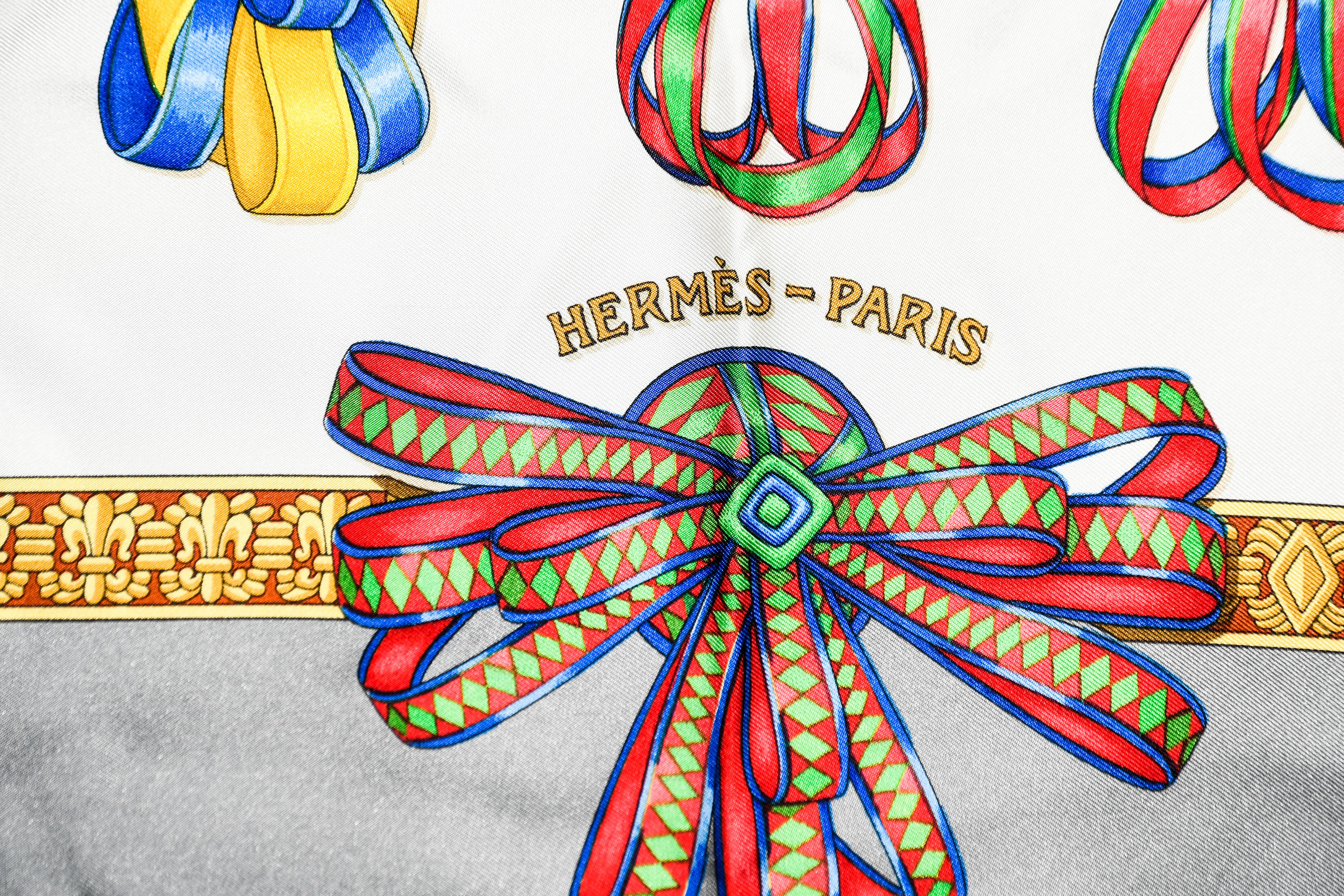 les rubans du cheval hermes scarf
