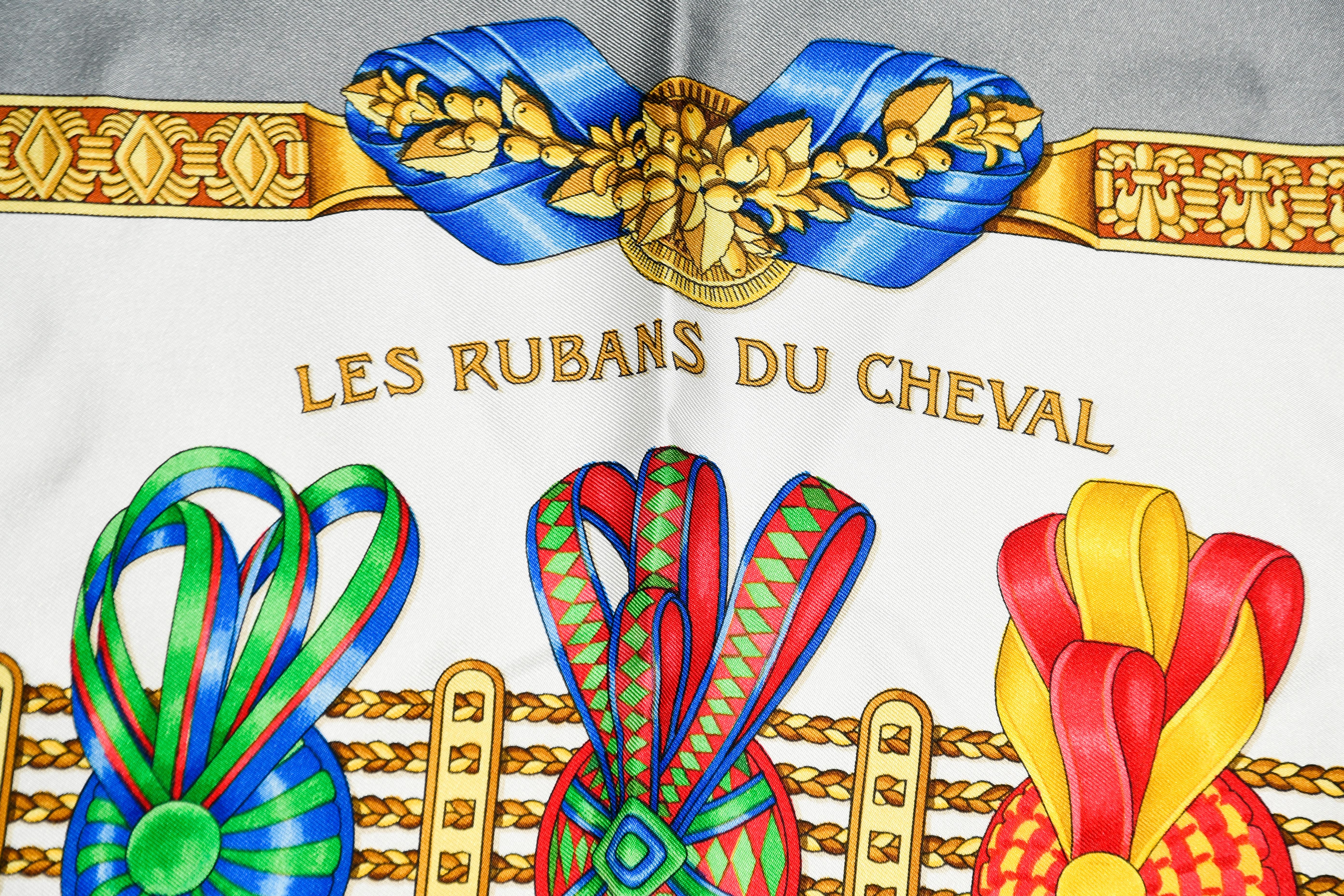 hermes les rubans du cheval scarf