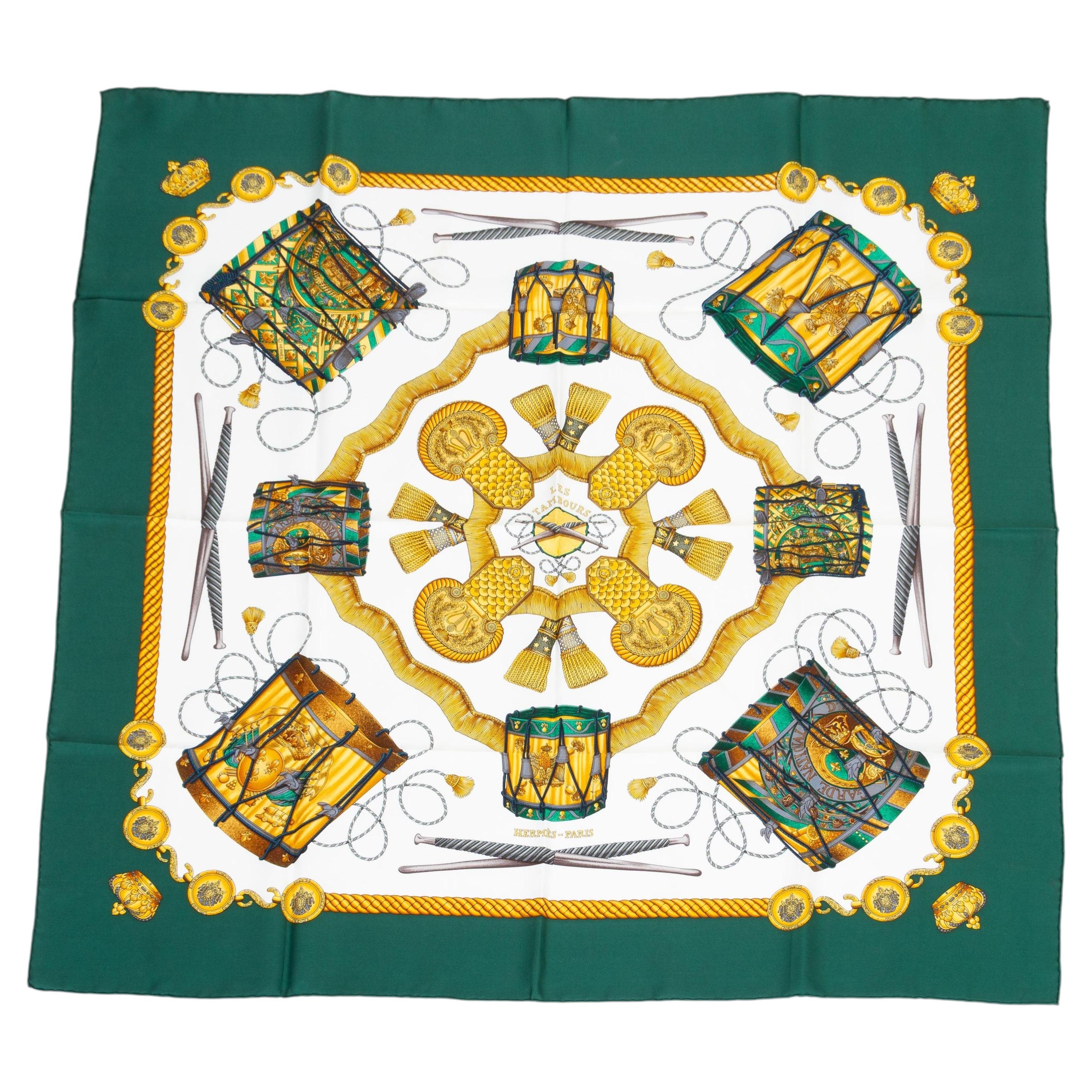 Sciarpa Hermès "Les Tambours" in seta verde