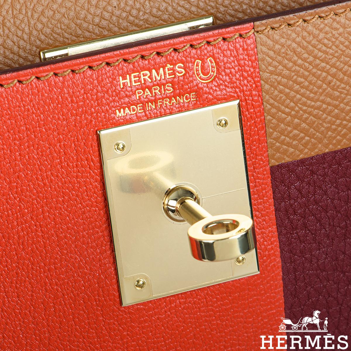 Hermès 'Letter' Kelly II Sellier 28cm Gold/ Rogue H / Capucine GHW In Excellent Condition In Mayfair, London, London