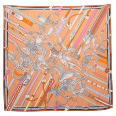 Écharpe carrée en soie lavée Orange Light Concours d'Etriers Hermès