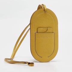 The Hermes Lime Chevre Mysore Leather In-the-Loop Phone To Go GM Case (étui à boucle pour téléphone portable)