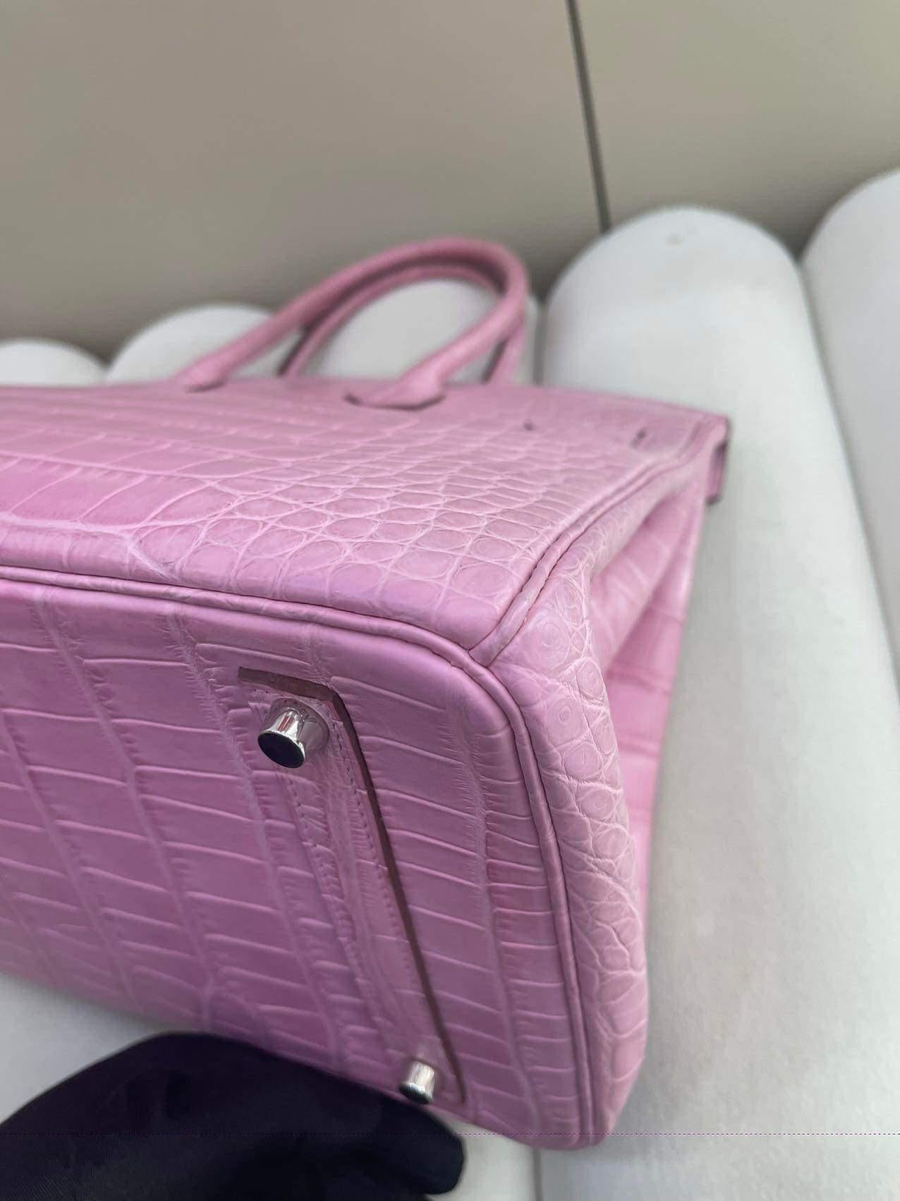 Hermes Limited Edition Birkin 35 Matte Alligator Bubblegum Pink 5P Bag with PHW 4
