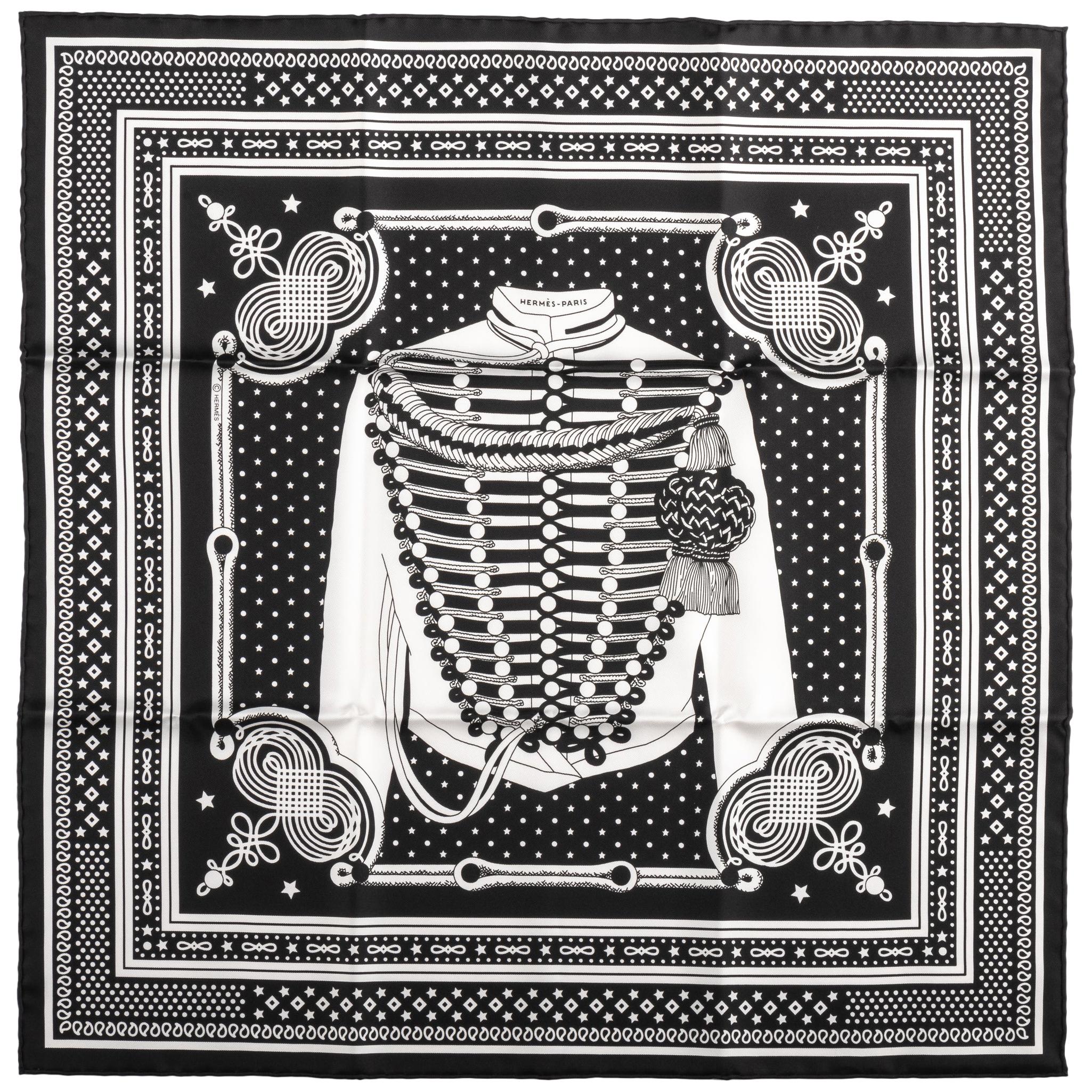 Hermès - Écharpe bandana noire en édition limitée Brandebourg en vente