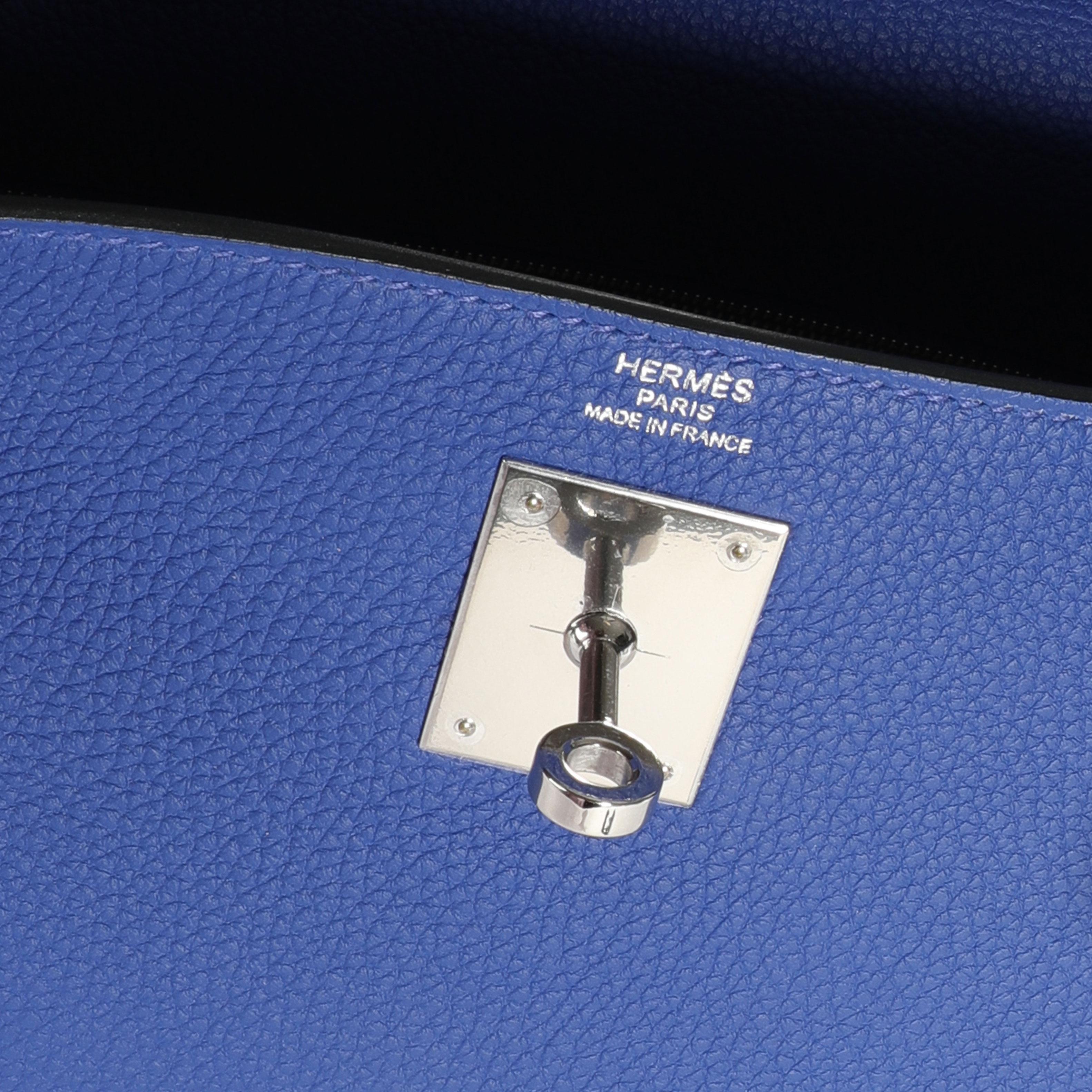 Hermès Édition limitée Bleu Électrique Togo Au Trot Retourne Kelly 28 PHW en vente 1