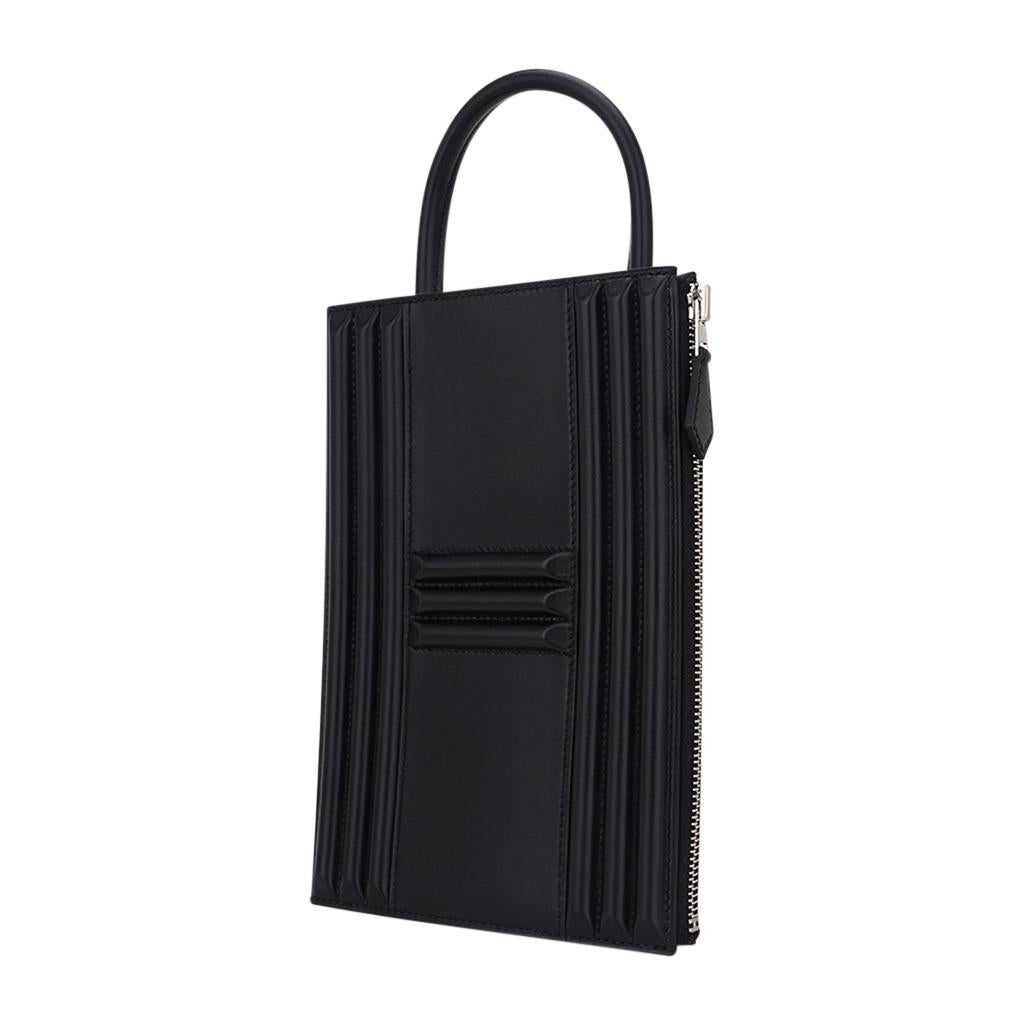 Hermes Limited Edition Cadena Bag U Black Tadelakt Leather In New Condition For Sale In Miami, FL