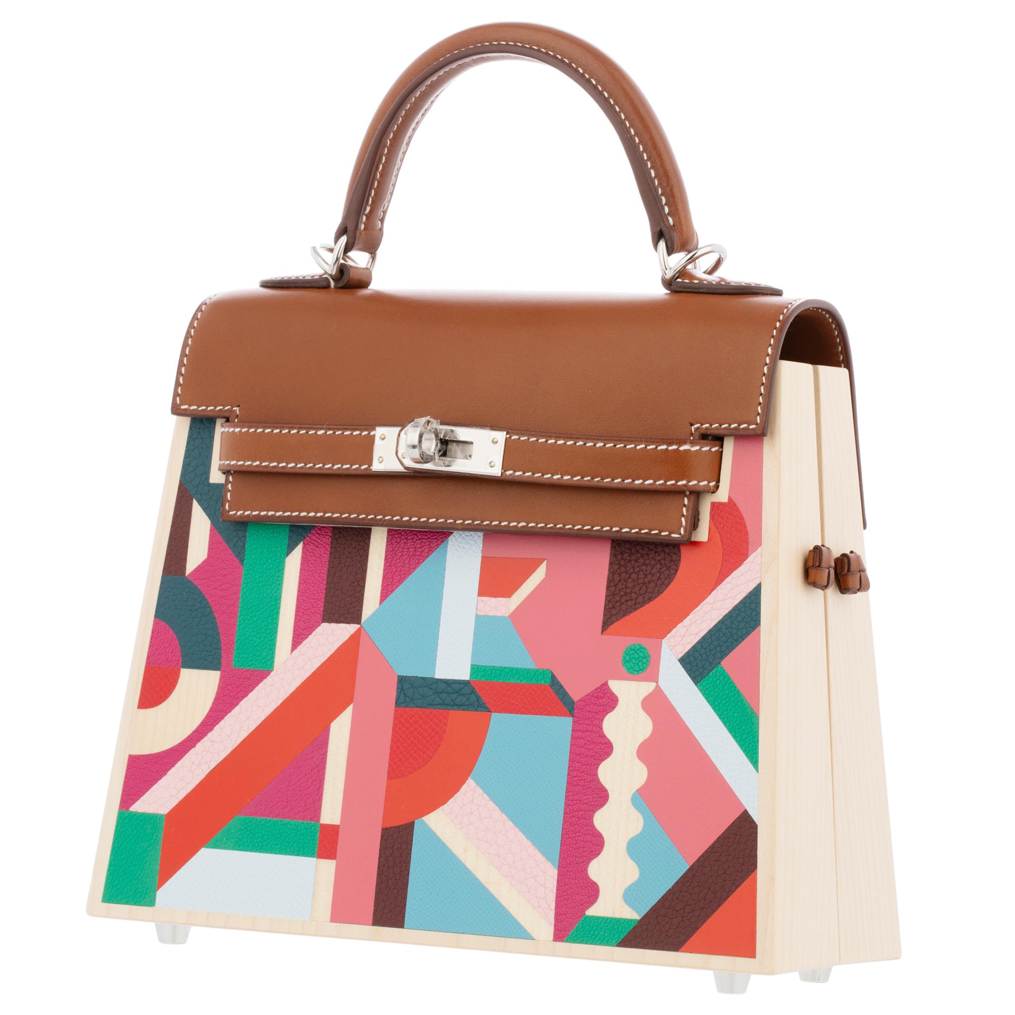 Women's or Men's Hermès Limited Edition Kelly 22cm Wood Perspective Cavalière For Sale
