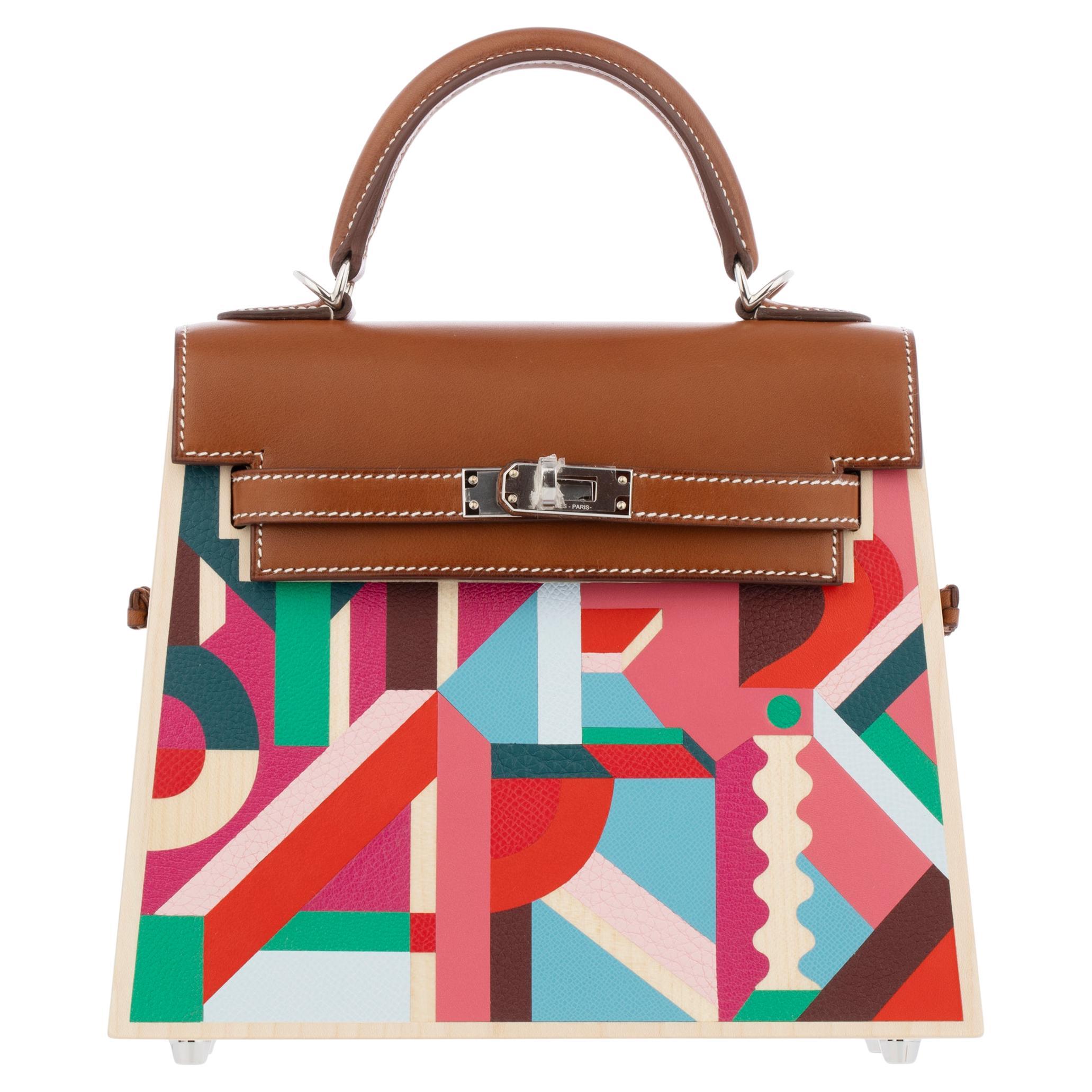 Hermès Limited Edition Kelly 22cm Wood Perspective Cavalière For Sale