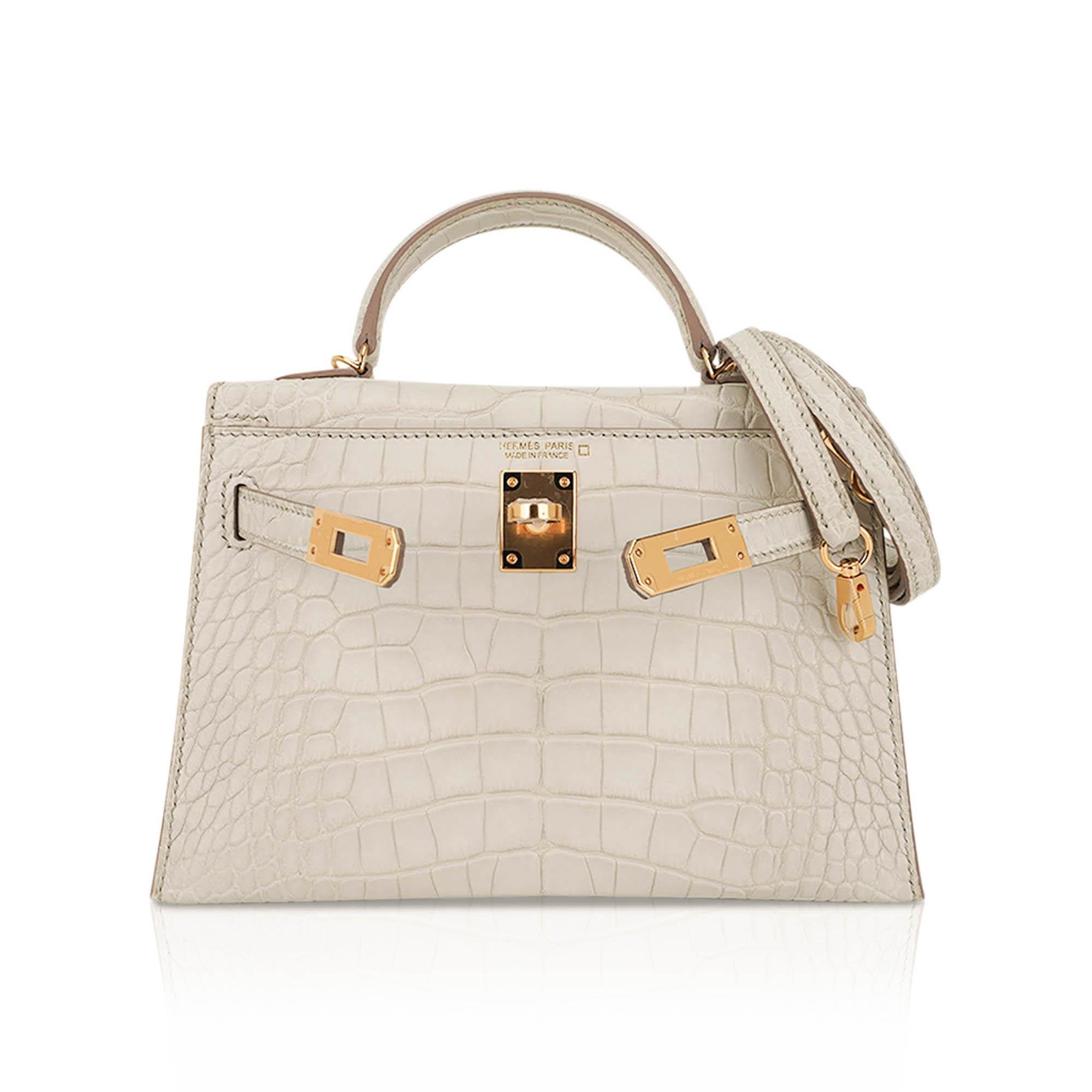 Hermes Limited Edition Mini Kelly 20 Sellier Beton Matte Alligator Bag Gold Hard In New Condition For Sale In Miami, FL