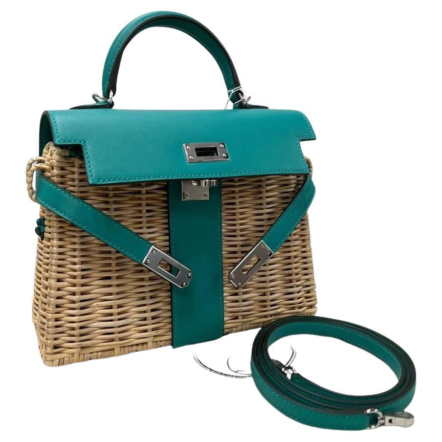 Hermès Limited Edition Mini Kelly Picnic in Excellent Condition For Sale