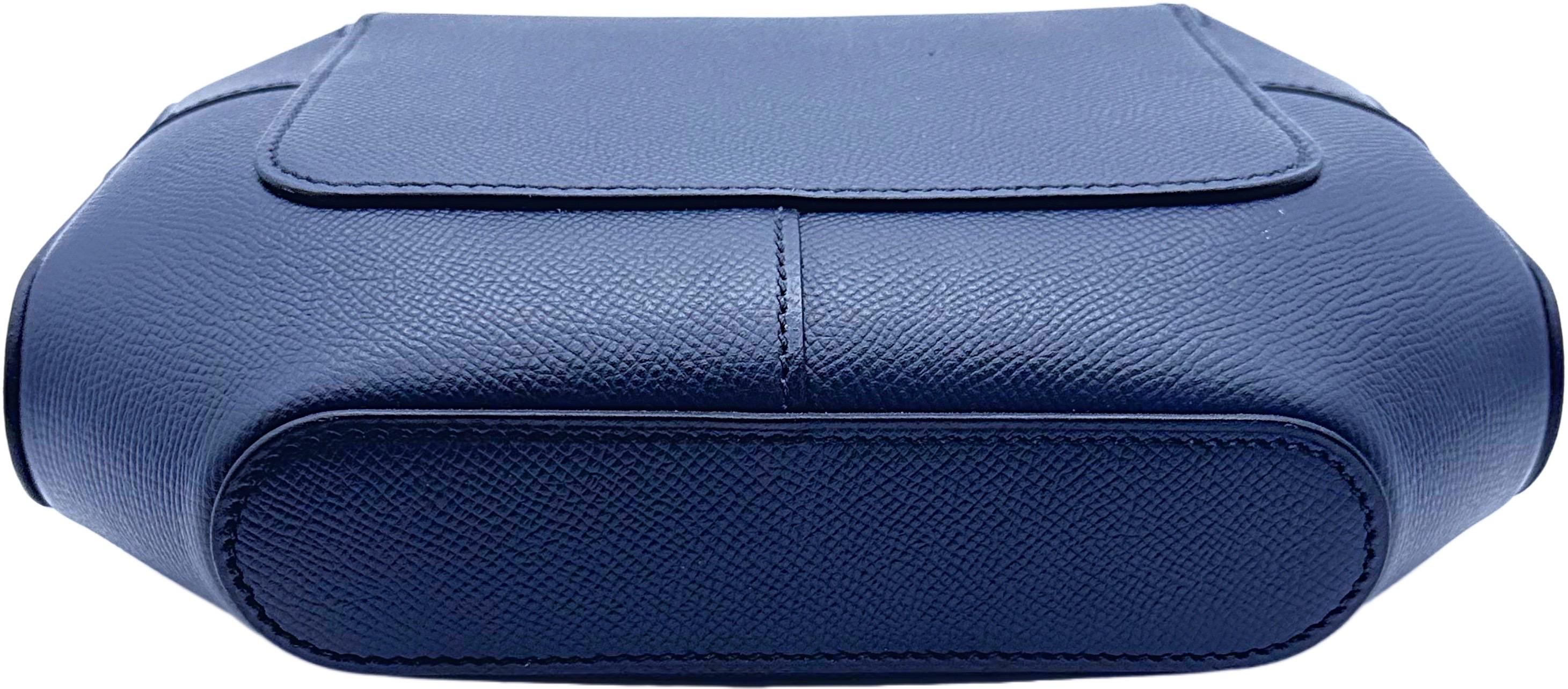 Hermes Limited Edition Octogone Pochette Clutch Bag Blue Indigo Epsom Leather For Sale 3
