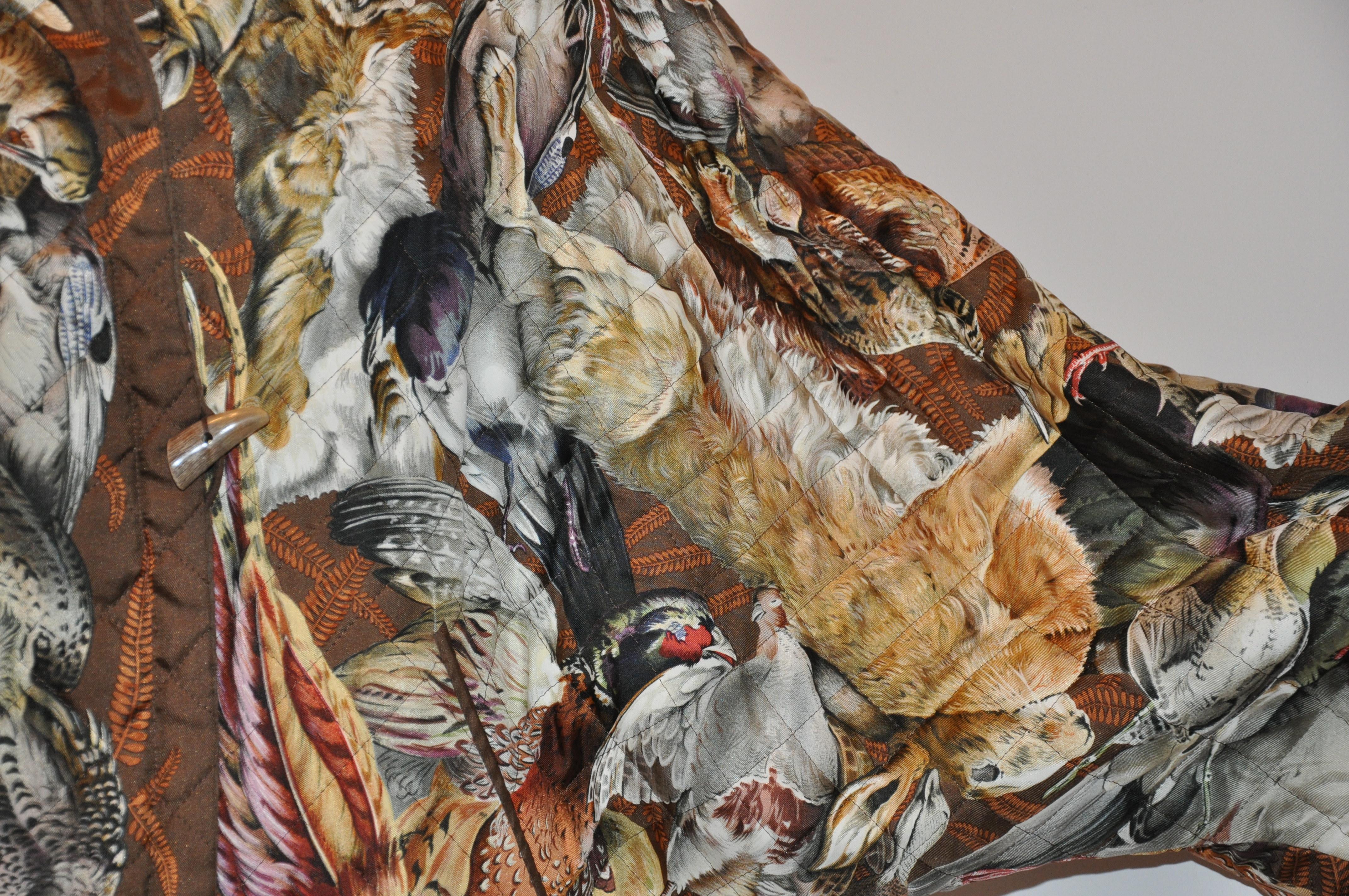 Hermès - Veste cocon à boutons « édition limitée » réversible « Collection of Fowls » en vente 2