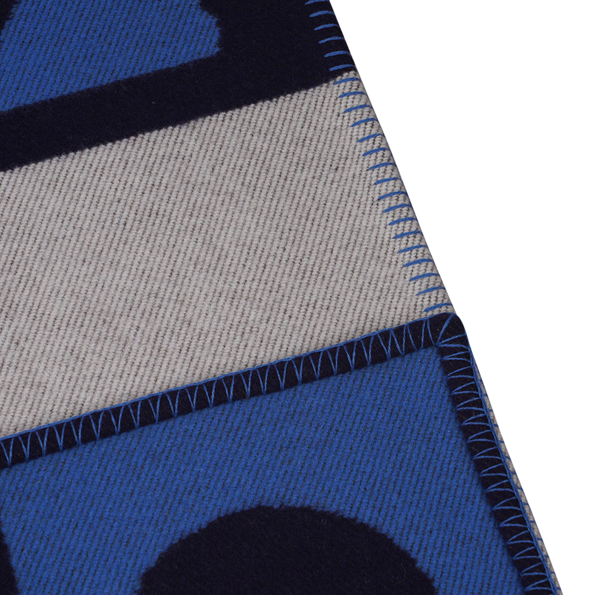 Hermes Limited Edition Samarcande Blanket Marine Wool / Cashmere  For Sale 1