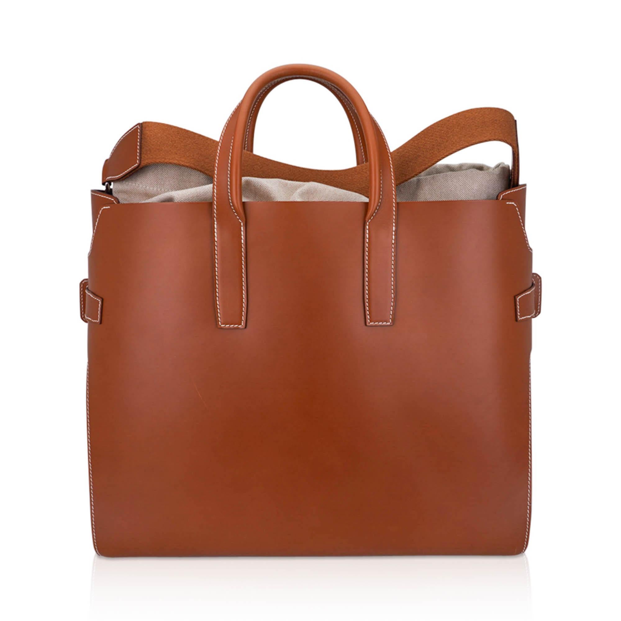 Hermes Limited Edition Tote Bag Fauve Leather Removeable Toile Palladium en vente 7