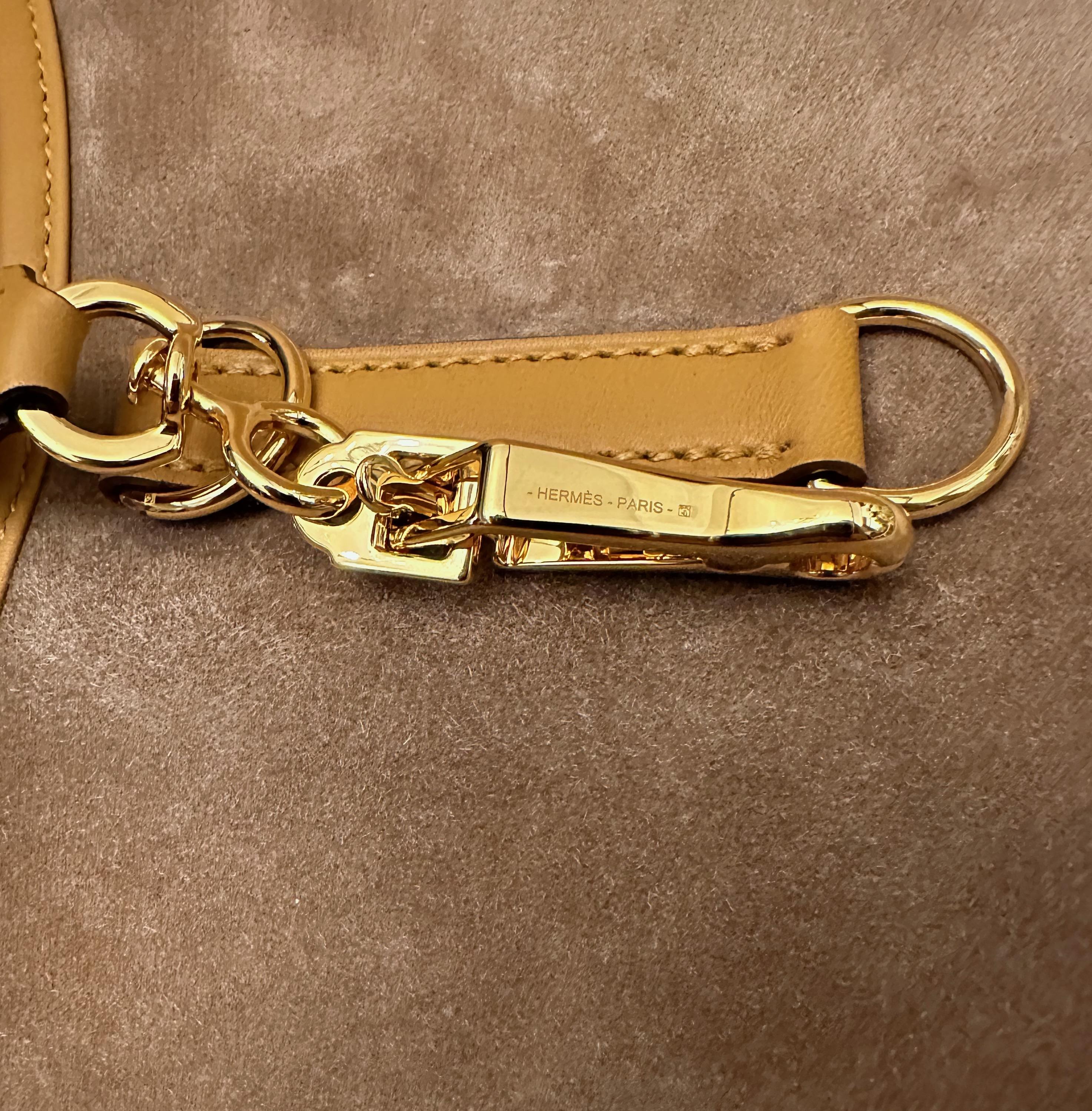 Hermès Limited Edition Veau Doblis Swift Anate Trim II Tasche im Zustand „Hervorragend“ im Angebot in Geneva, CH