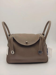 Hermes Lindy 30 Etoupe Clemence Leather Palladium Hardware PHW Stamp A 2017