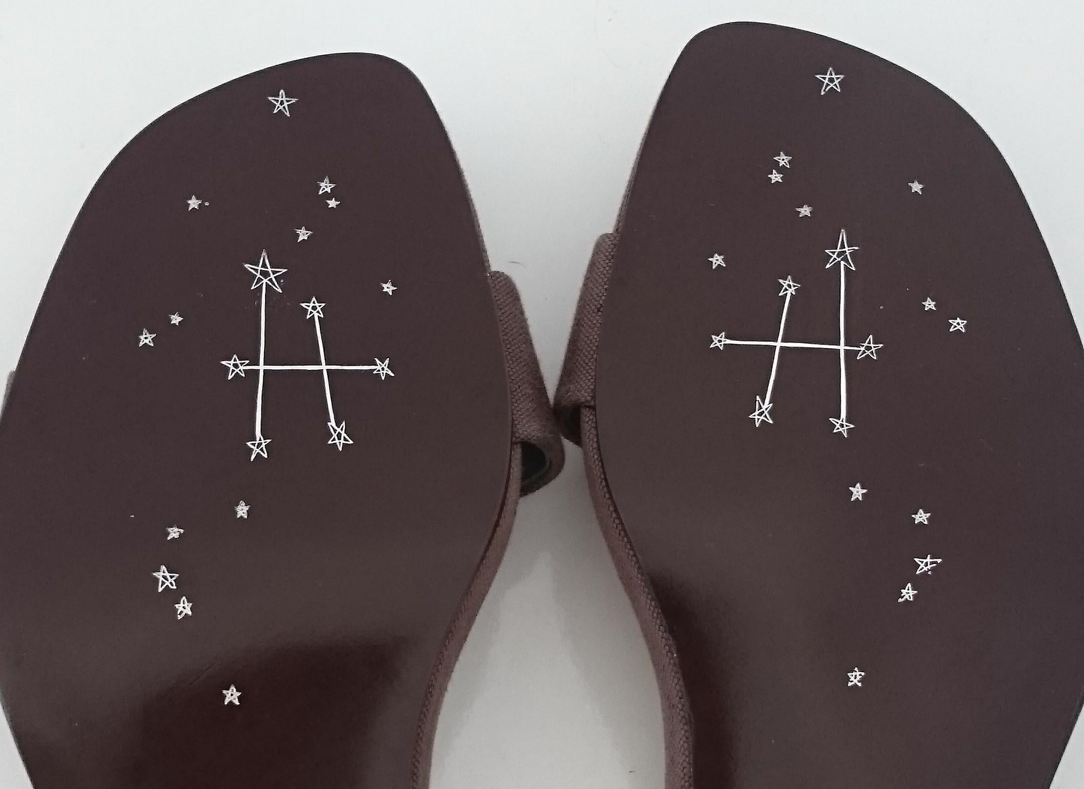 Hermès Linen-Silk Sandals with constellations engraved. NEW. Size 41 For Sale 2