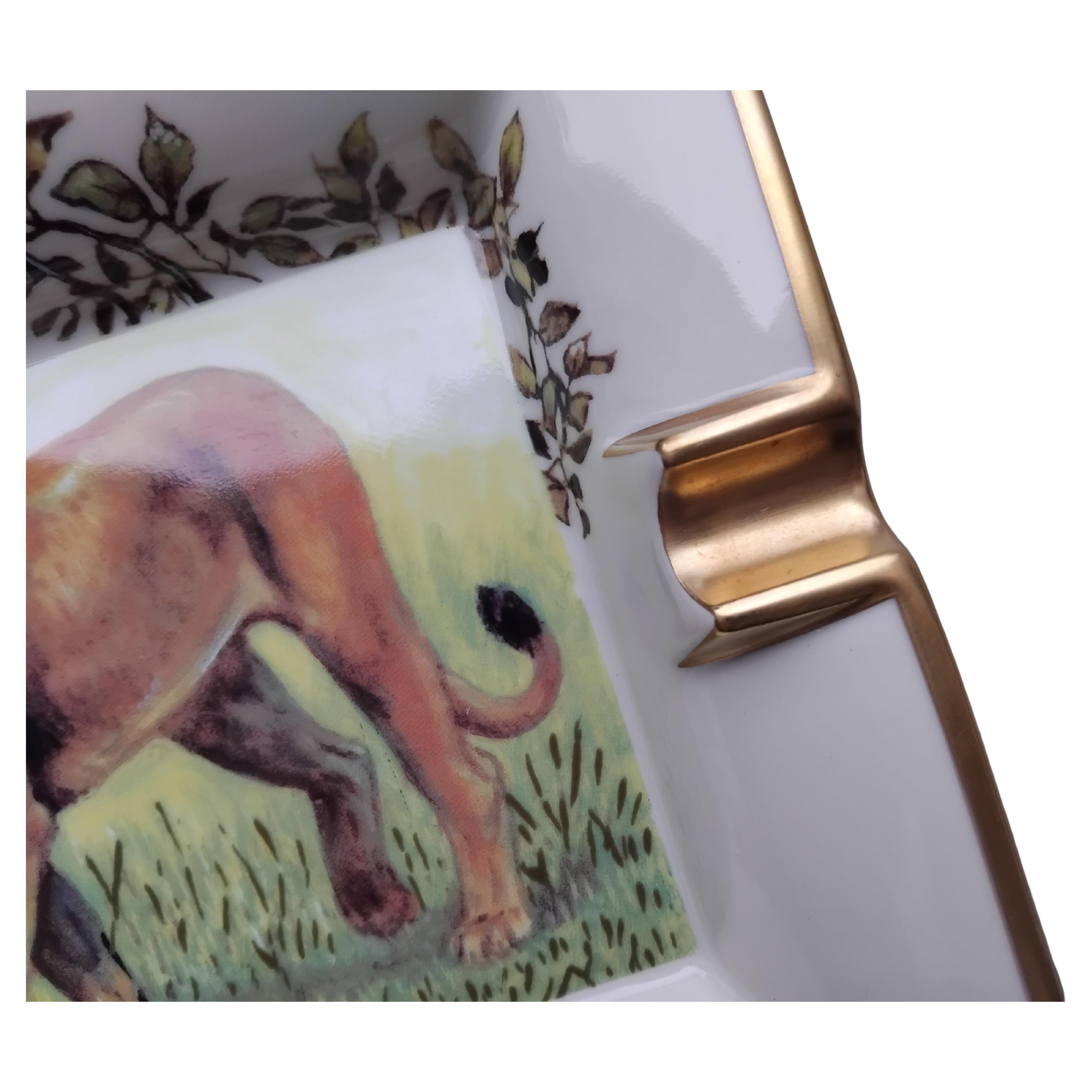 Hermès Lion Ashtray Change Tray Porcelain Gold For Sale 4
