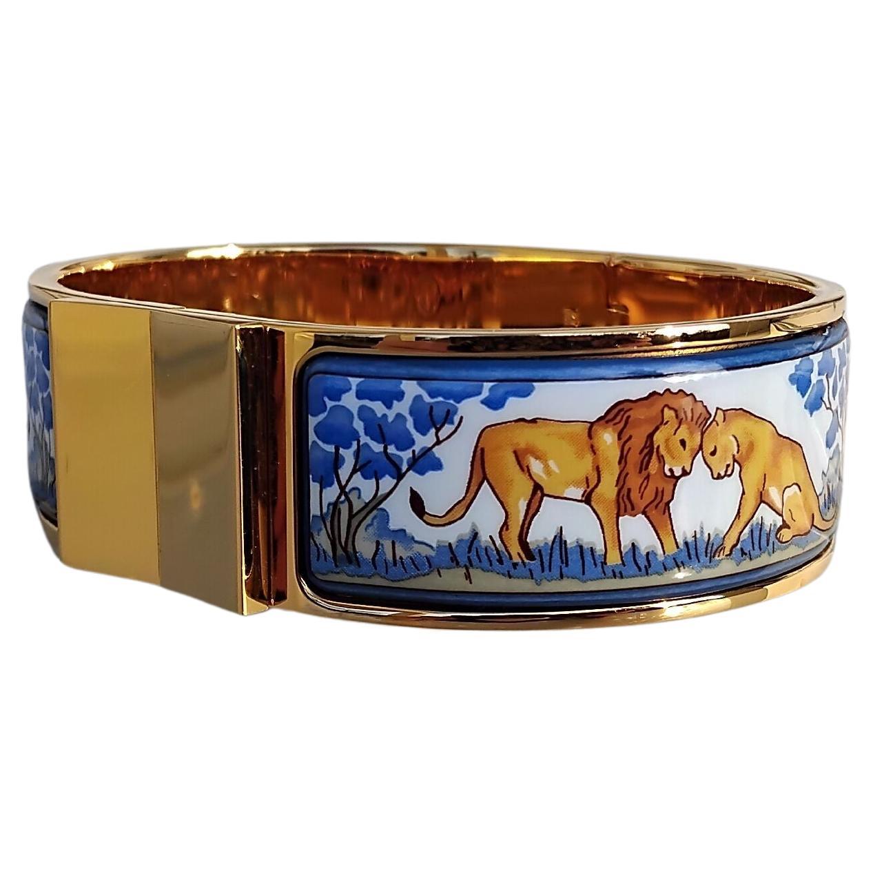 Hermès Lions and Lionesses Clic Clac Enamel Bracelet Gold Hdw 10