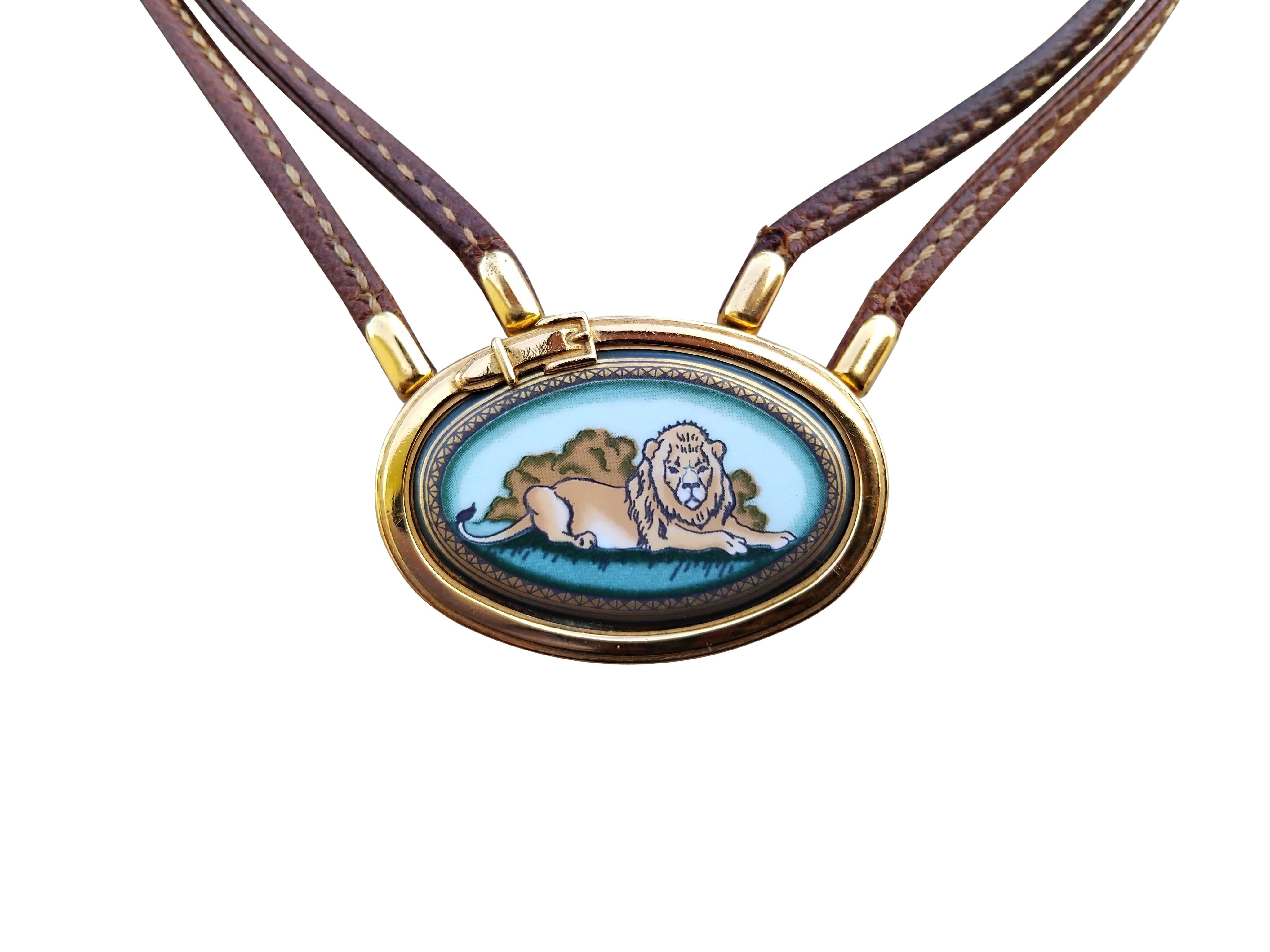 Hermès Juego Joyas Leones Collar Pulsera Pendientes Oro Verde Hdw en venta 10