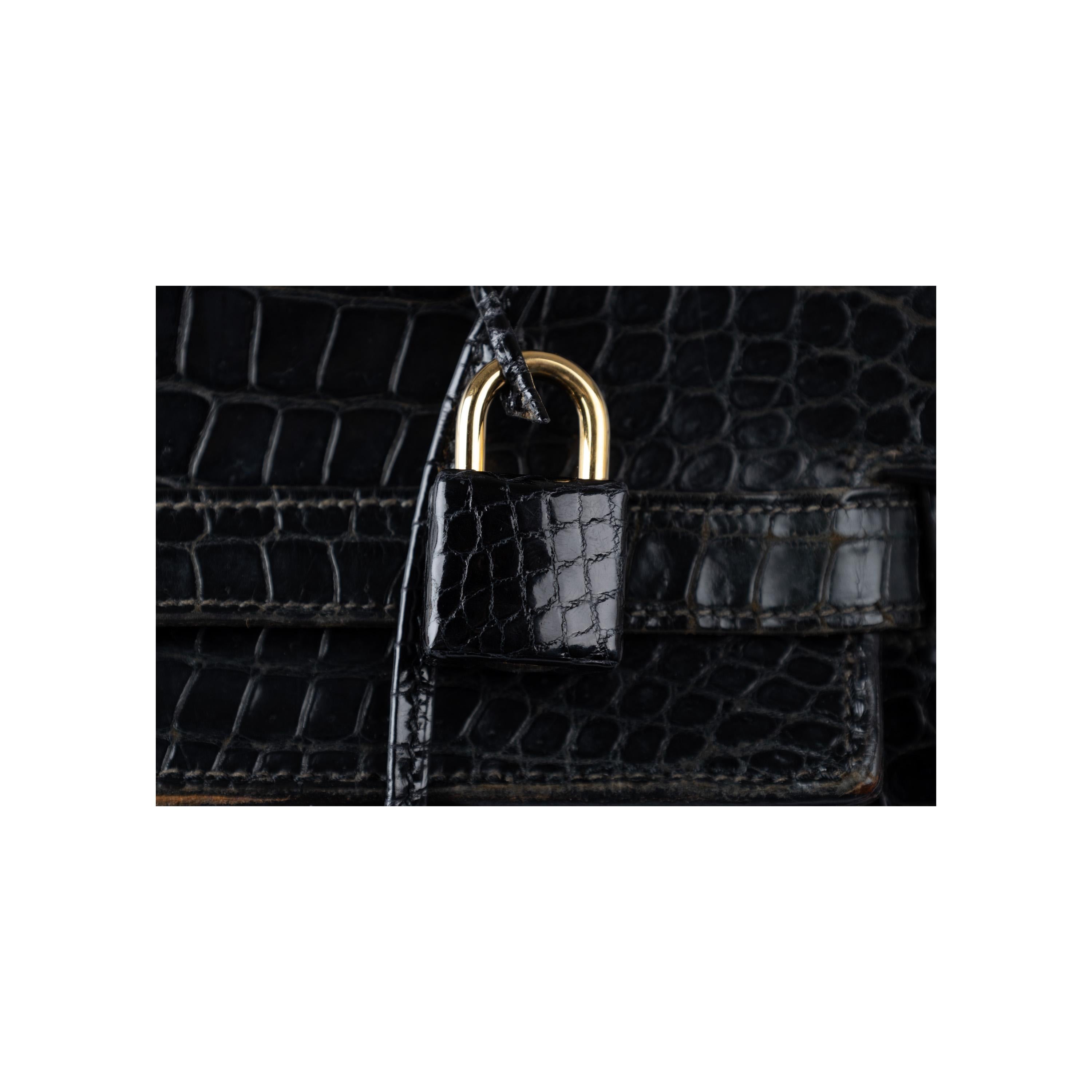 Hermès Lisse Crocodile Kelly 32 Retourne Handbag For Sale 12