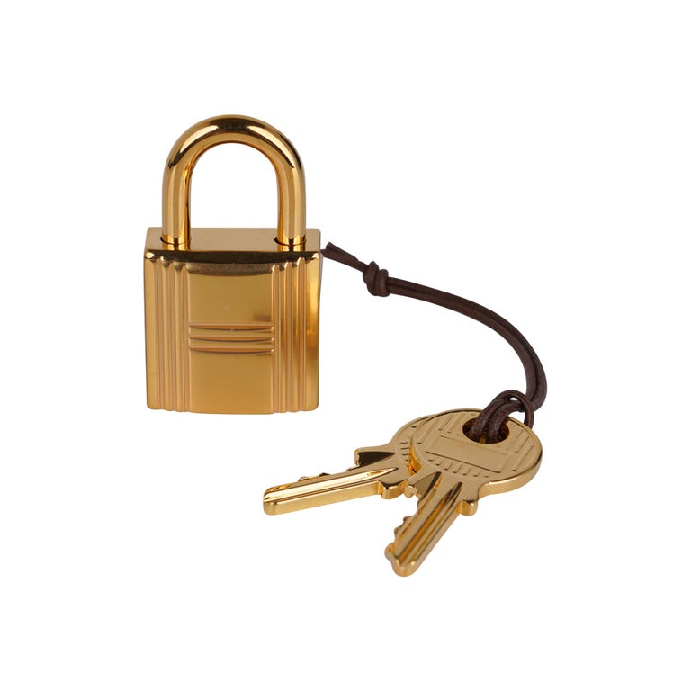 Hermes Lock 18 Bag Vert Cypress Gold Hardware Clemence Leather For Sale 4